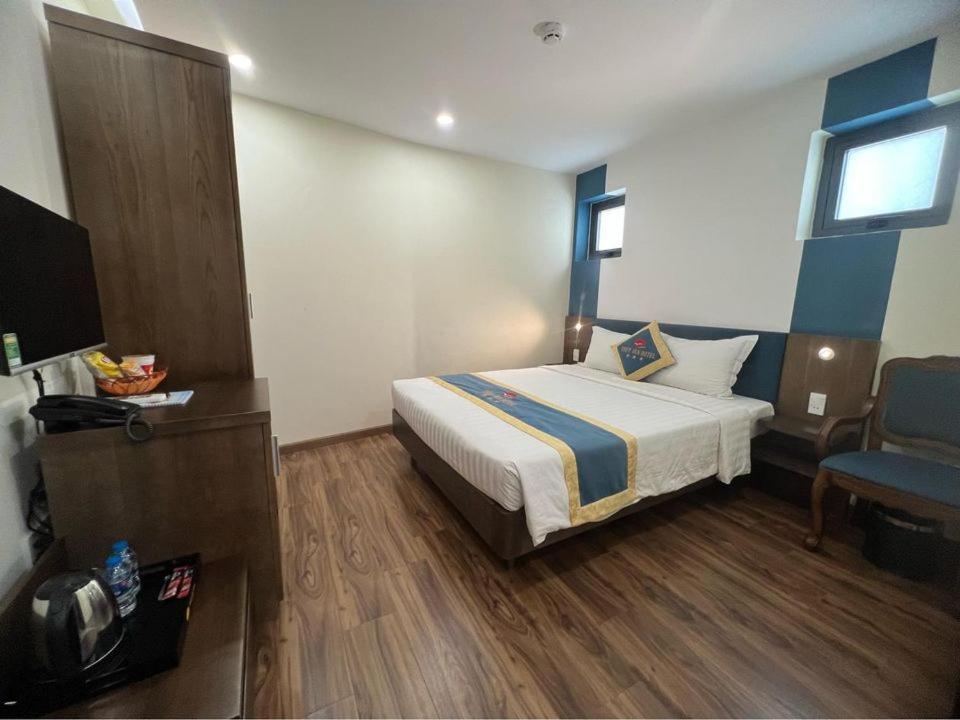 Thuy Hotel 3*