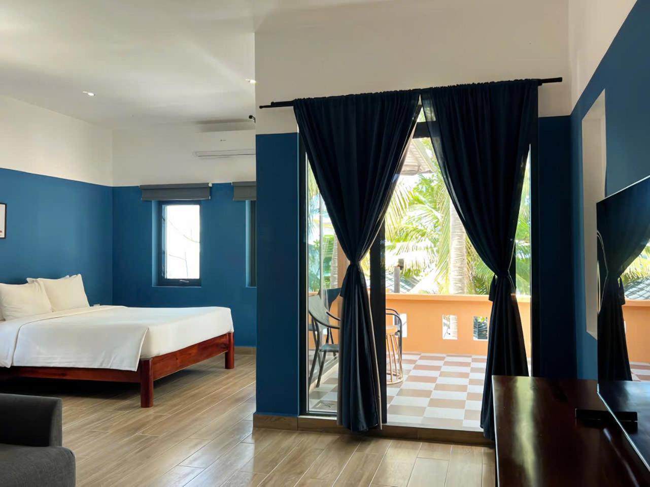 Vida Loca Sunset Resort Phu Quoc
