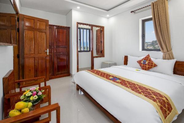 Khach San Pham Gia Hotel 3*