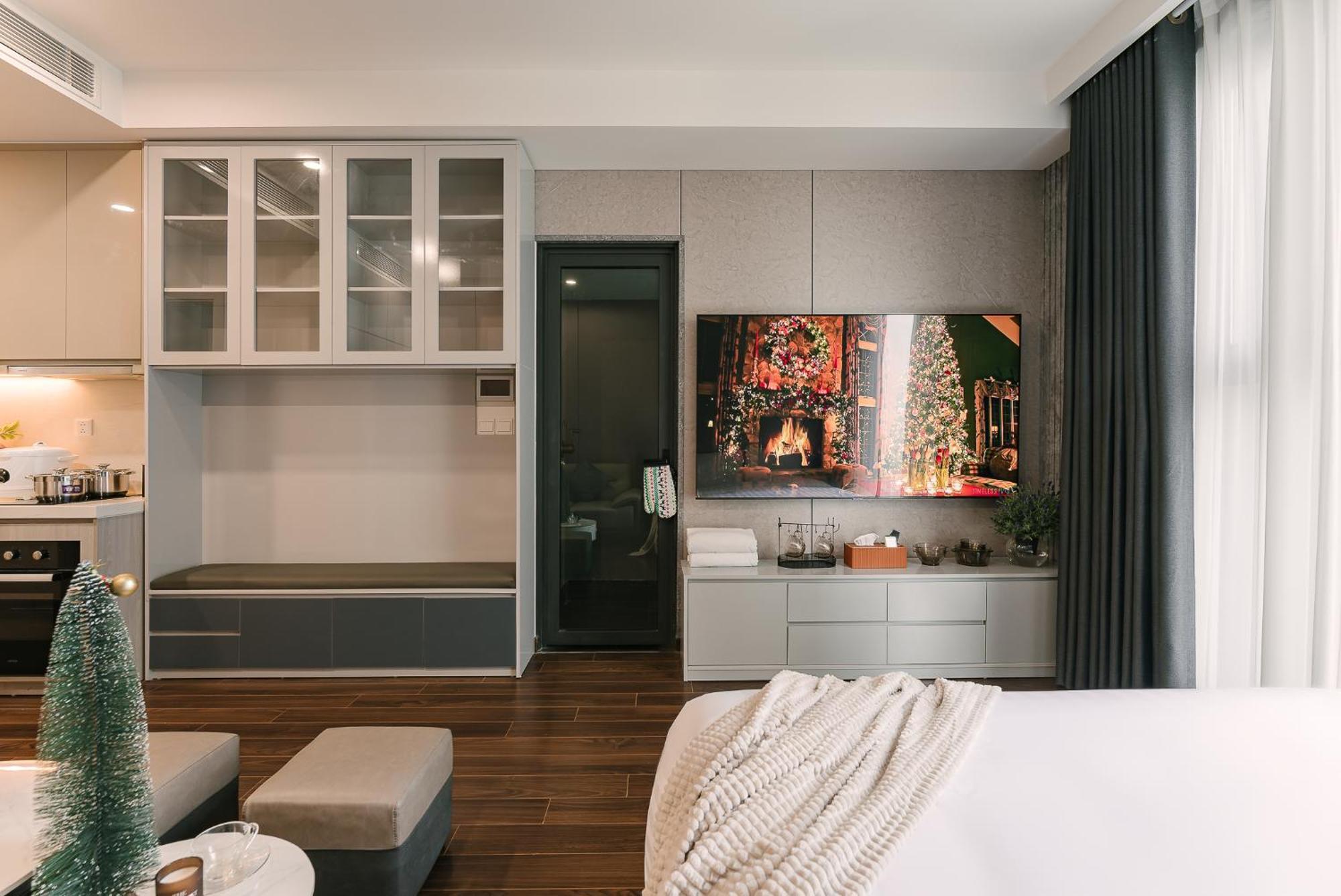 Apartment Rosee House - Masteri West Heights ,vinhomes Smart Nam Tu Liem