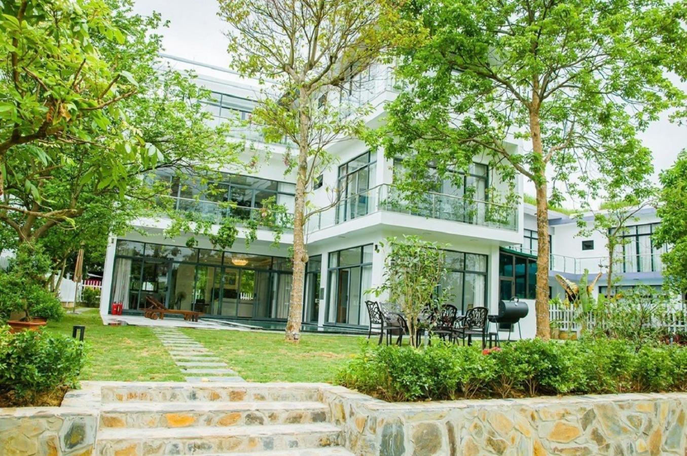 Flamigo Dai Lai - View Ho Villa