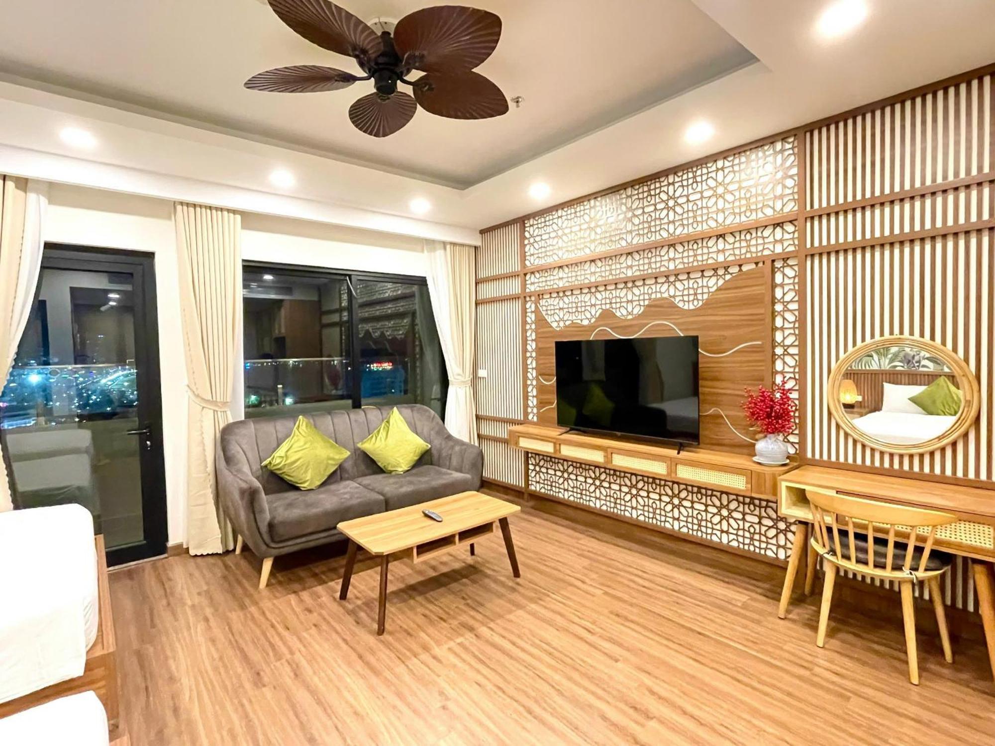 Flc Beachfront Condotel Apartment *