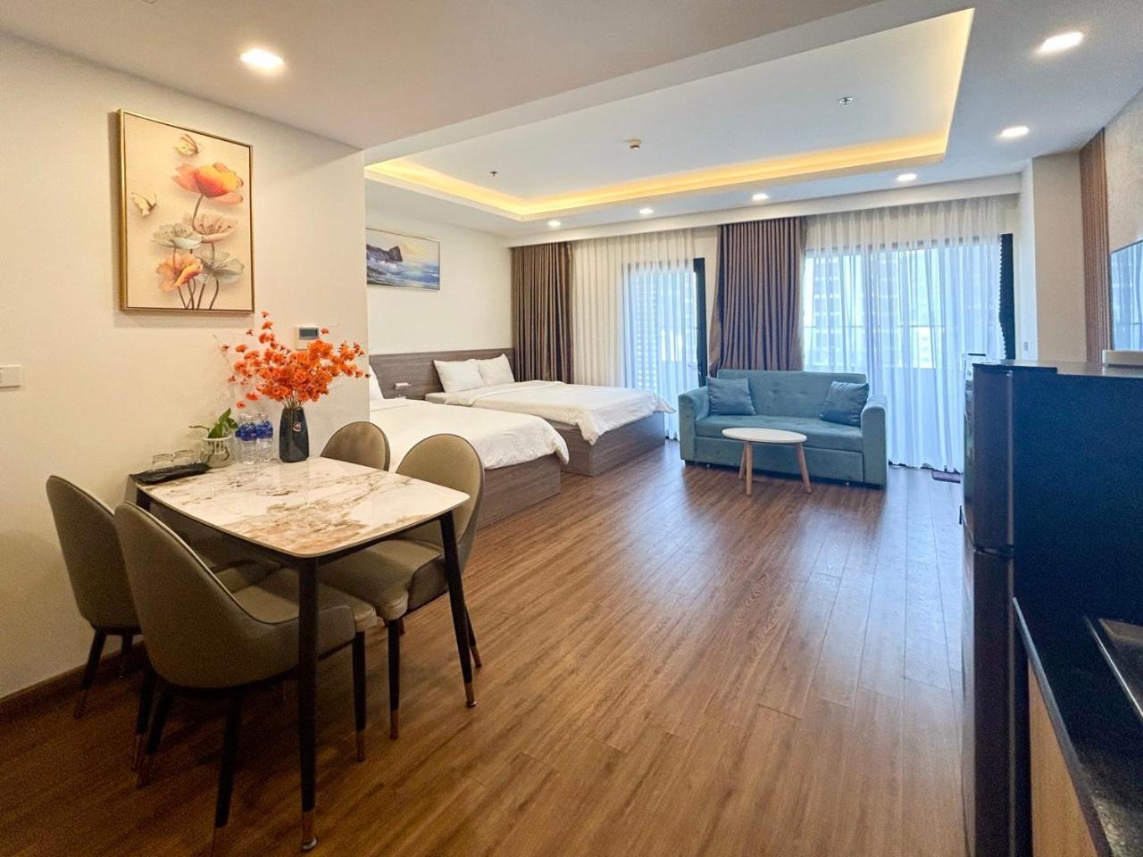 Flc Seaview Condotel *