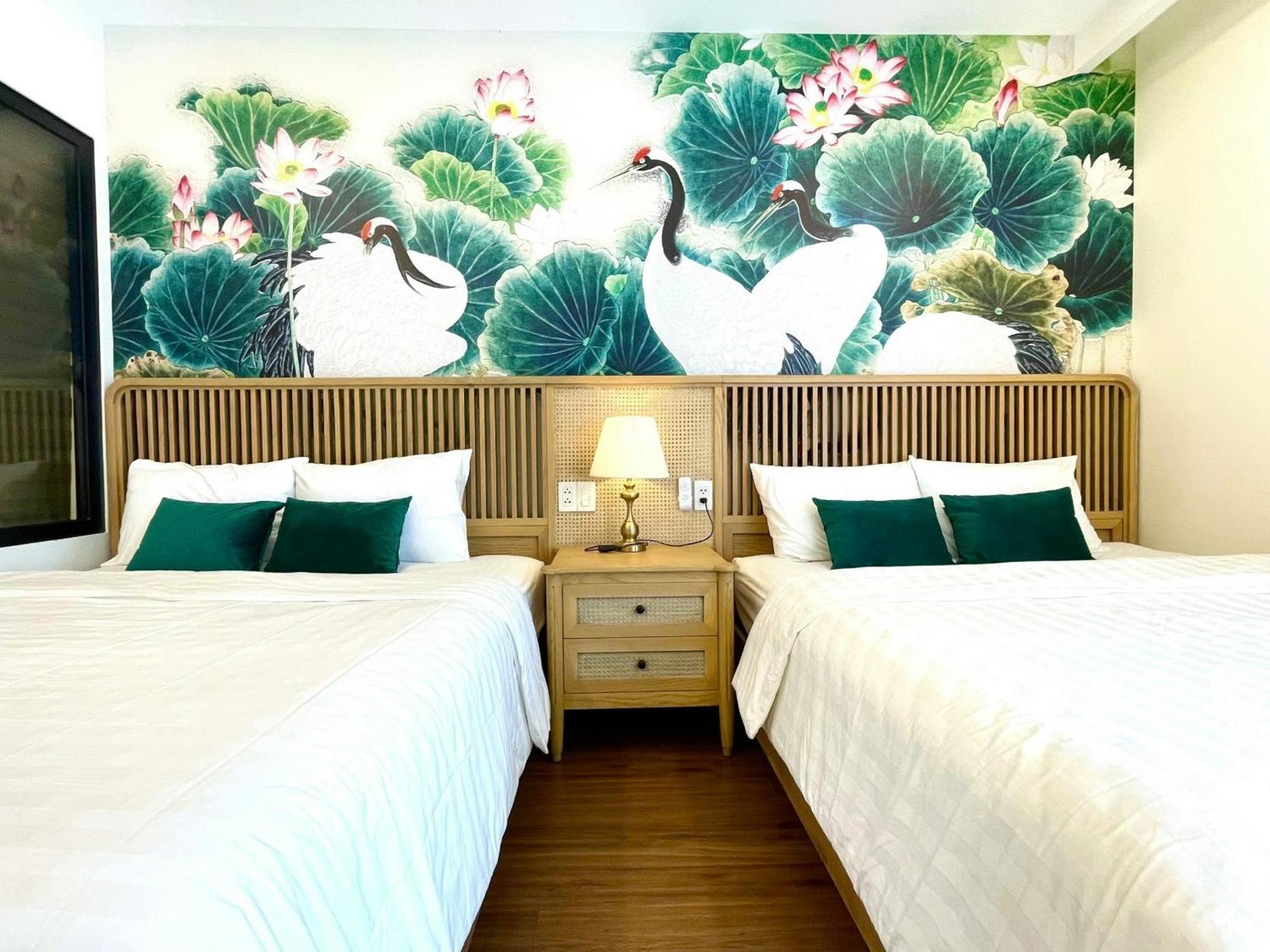 Flc Seaview Condotel