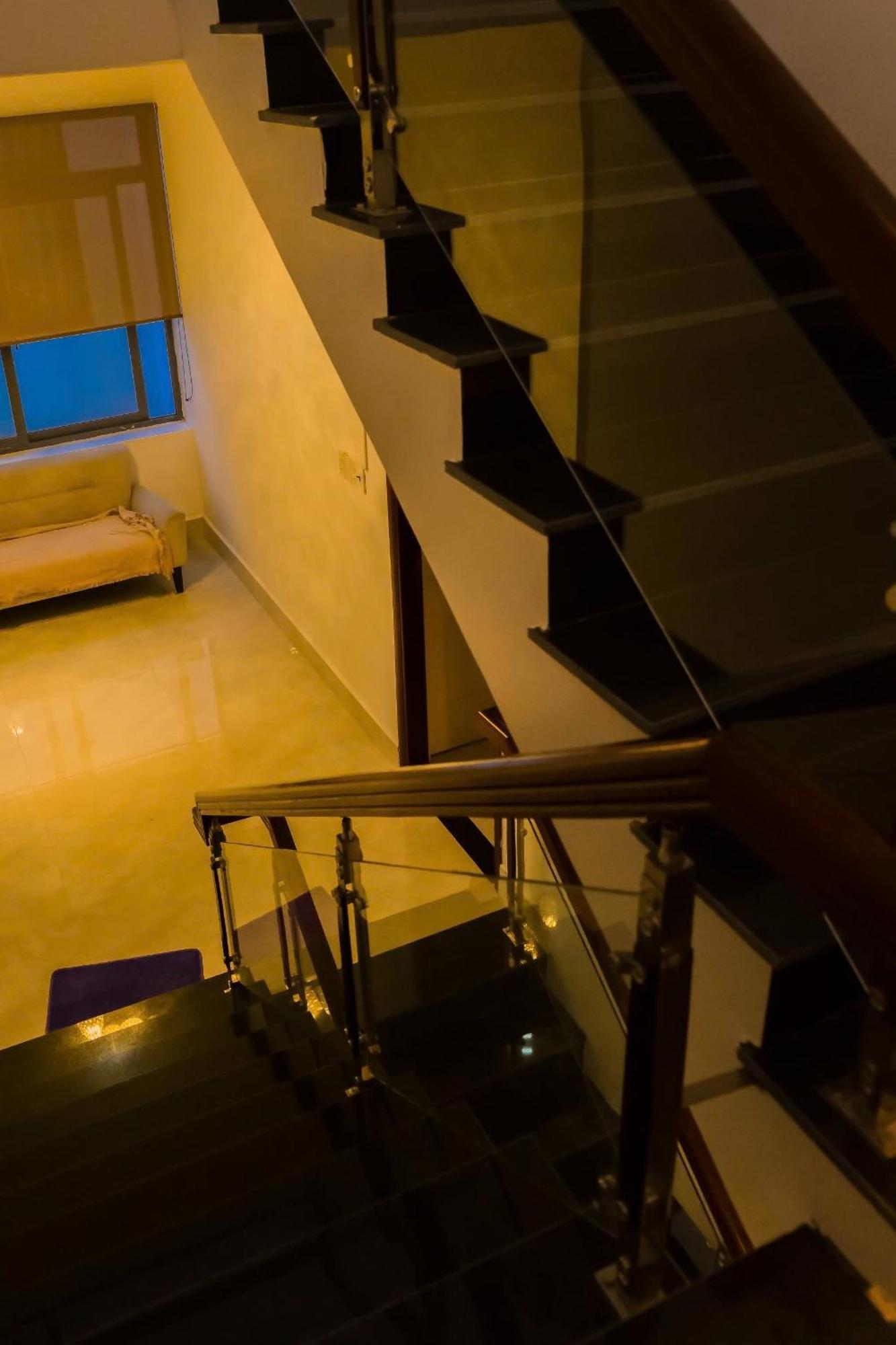 Hotel Khach San Khu Ben Tau Hieu Sang 68 Hostel & Villas Seaview Near Rach Gia Harbor