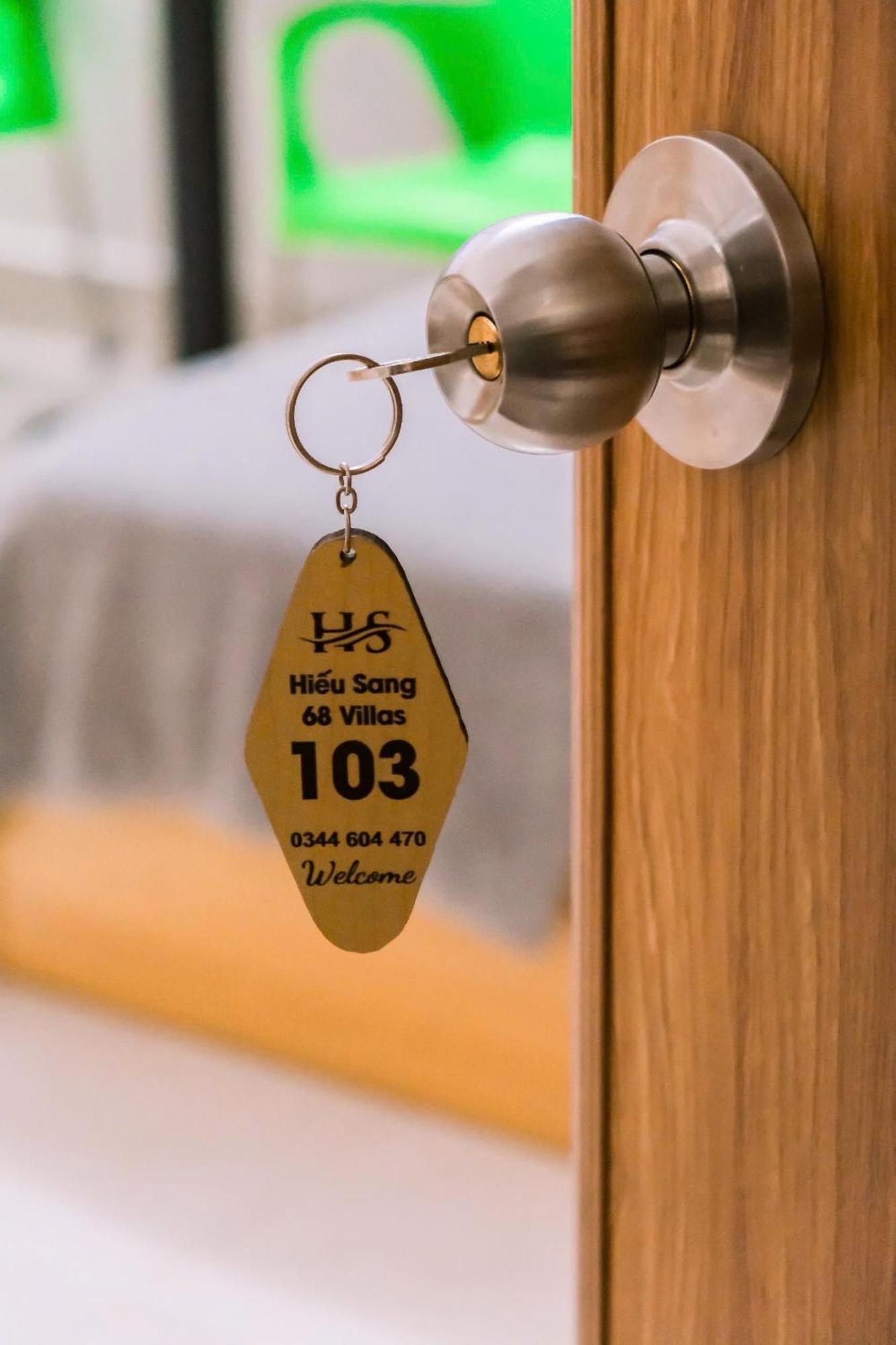 Hotel Khach San Khu Ben Tau Hieu Sang 68 Hostel & Villas Seaview Near Rach Gia Harbor