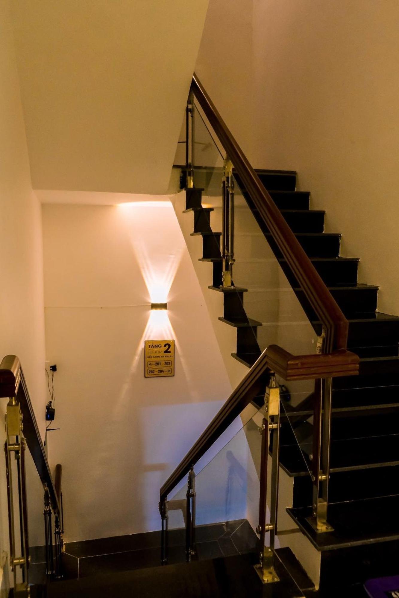 Khach San Khu Ben Tau Hieu Sang 68 Hostel & Villas Seaview Near Rach Gia Harbor * Rach Gia