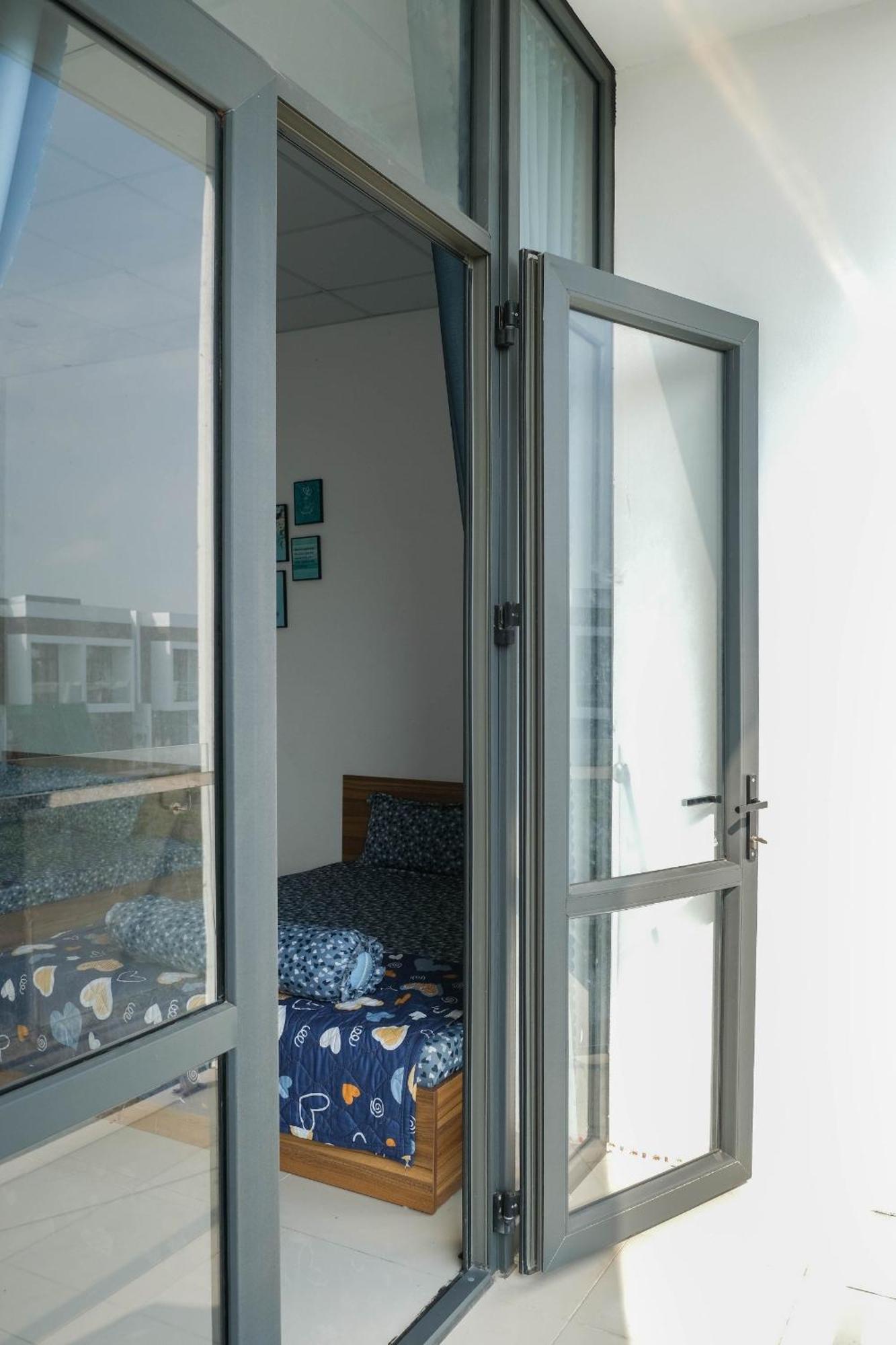 Khach San Khu Ben Tau Hieu Sang 68 Hostel & Villas Seaview Near Rach Gia Harbor *