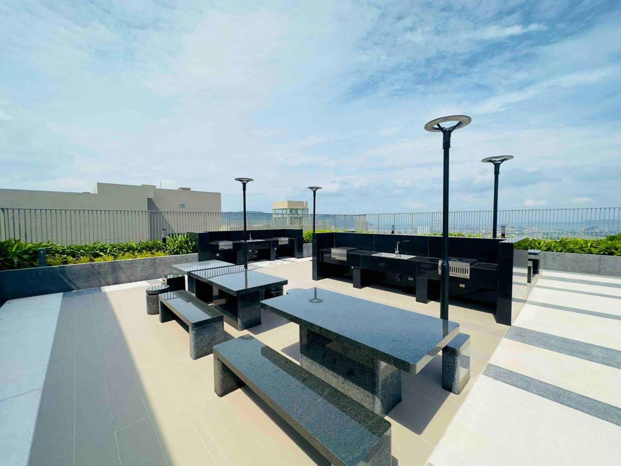 The Song Luxury - Tuan Hoa Apartment *
