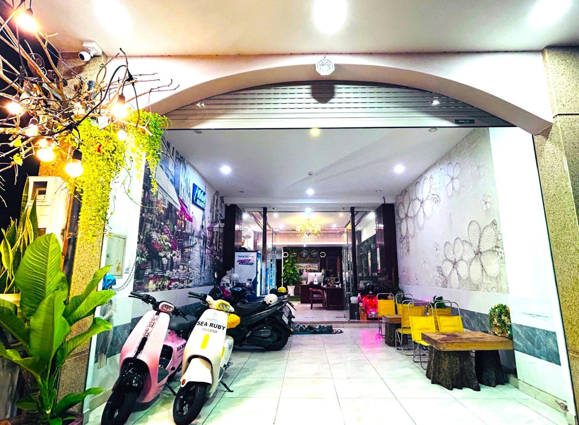 Tnh Khách sạn