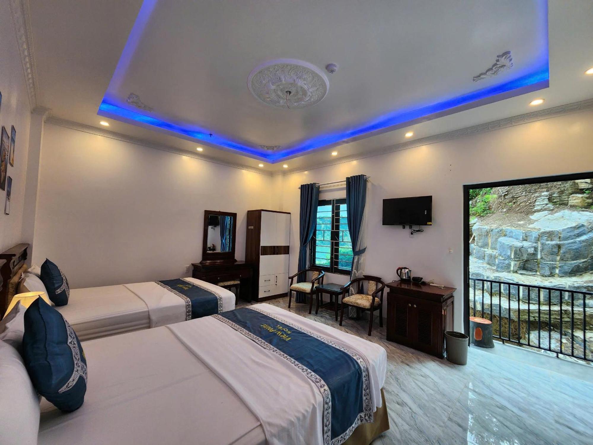 View Point - Anh Quan Hotel 2*