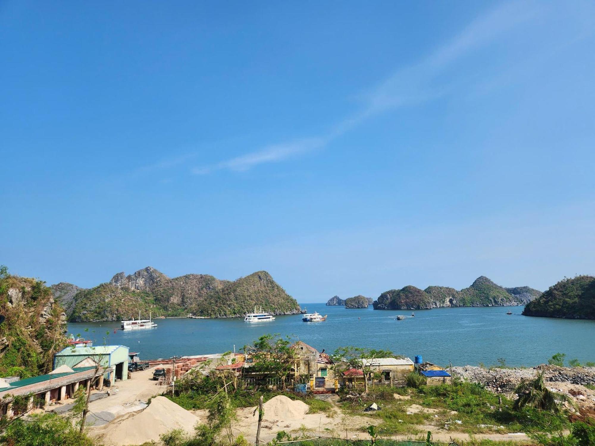 View Point - Anh Quan 2* Chan Chau