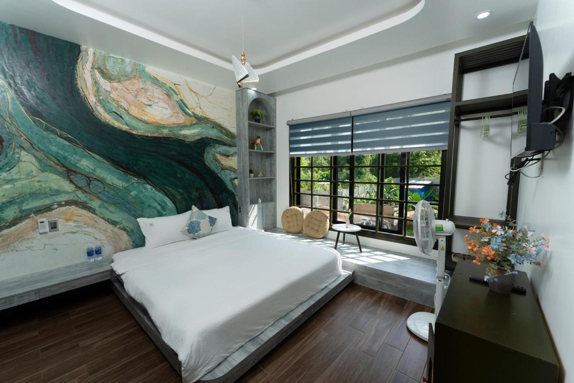 Win Hotel