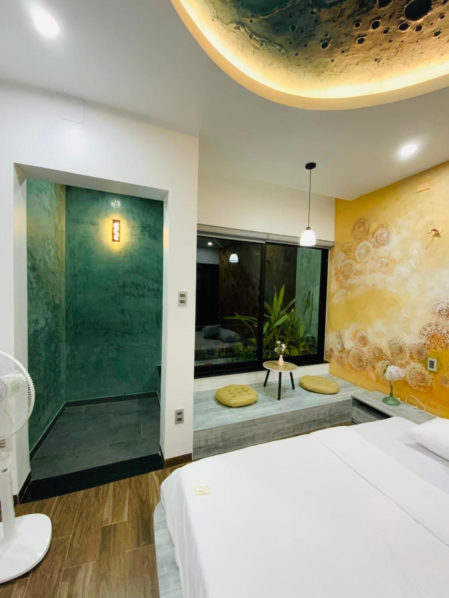 Win Hotel Hue