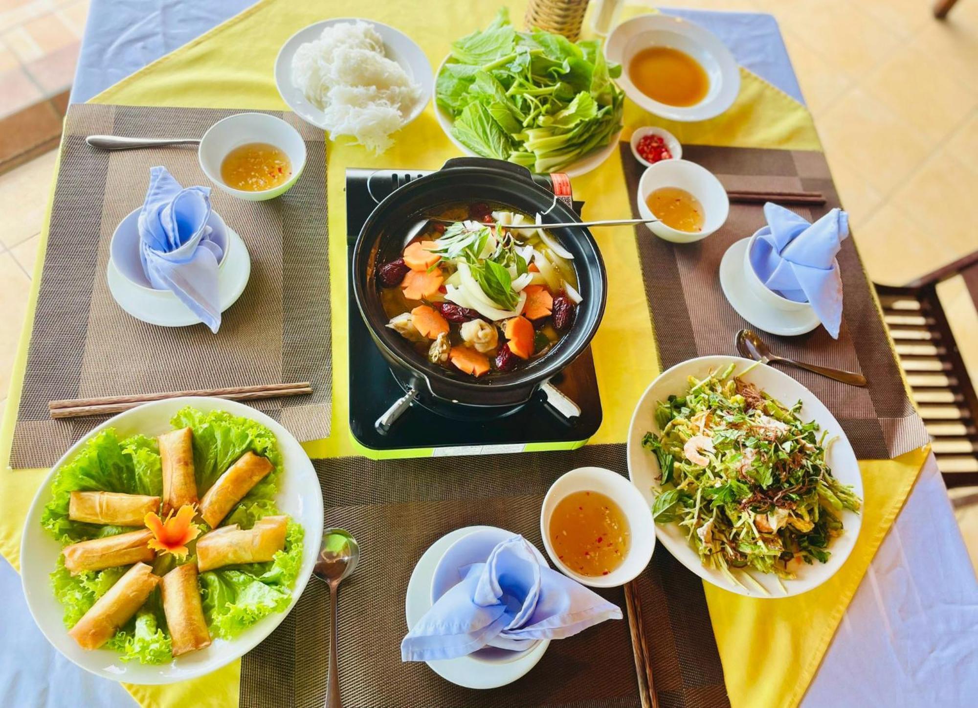 Bed & Breakfast Mango Riverside Ben Tre