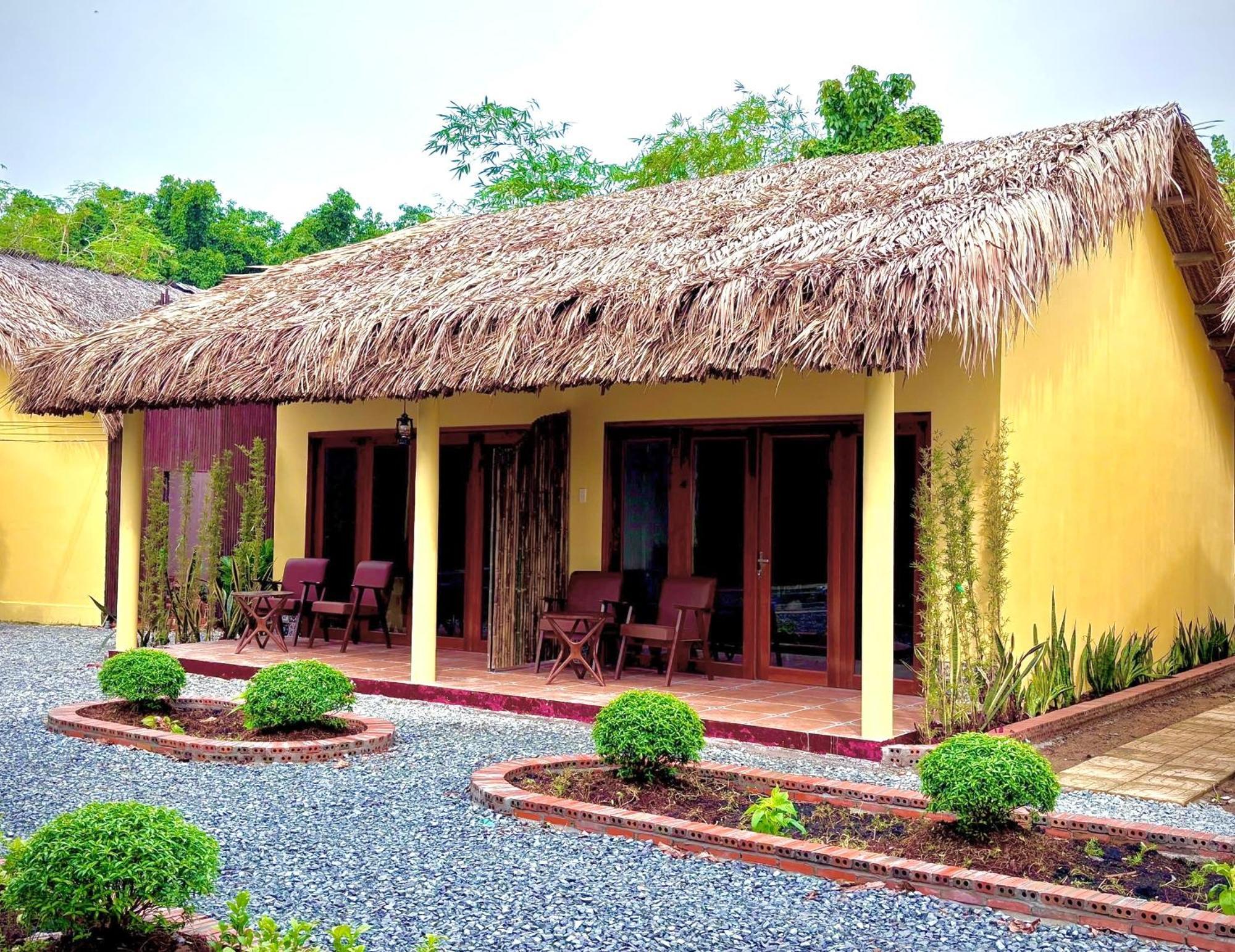 Mango Riverside Bed & Breakfast Ben Tre