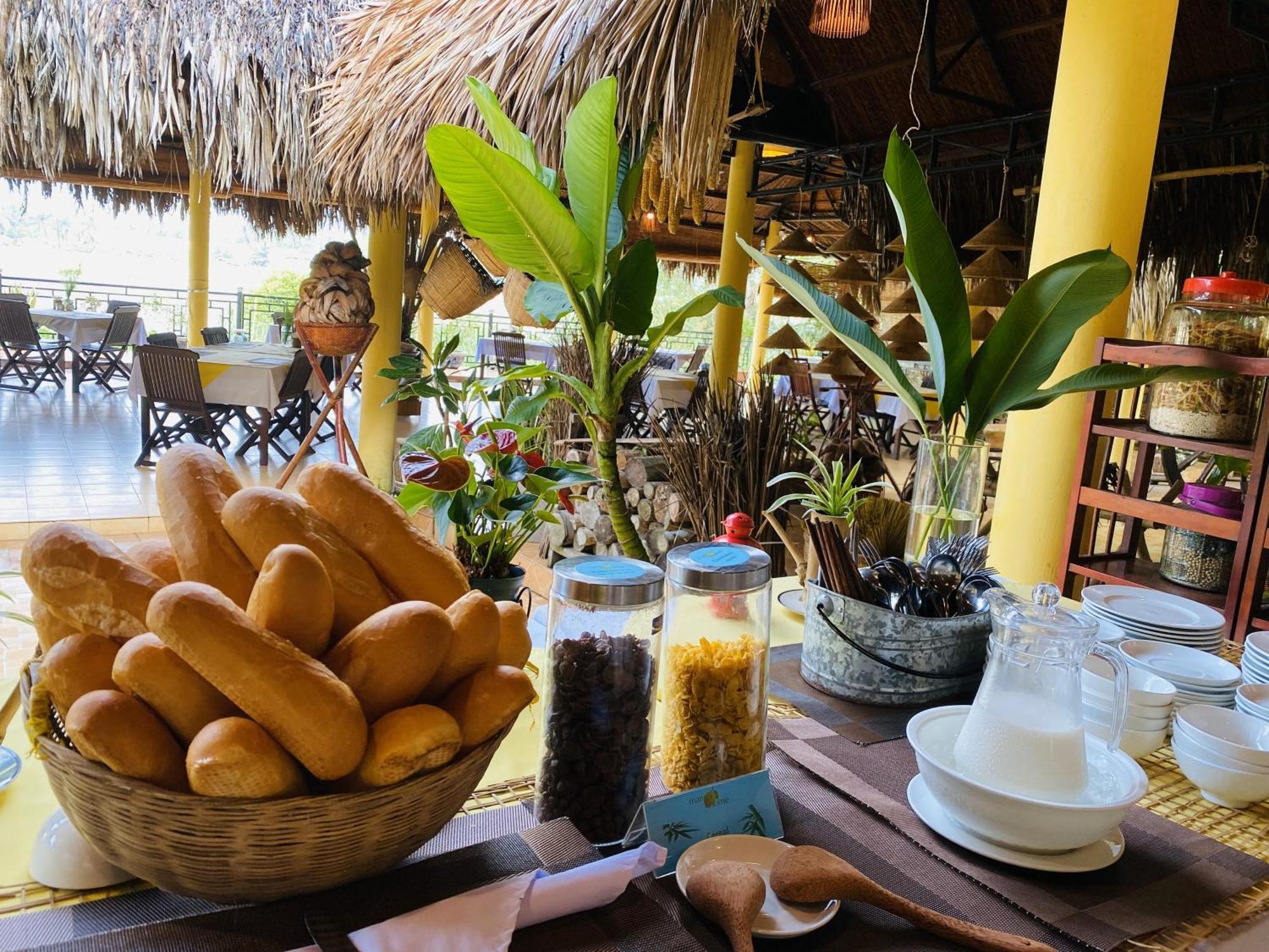 Mango Riverside Bed & Breakfast Ben Tre