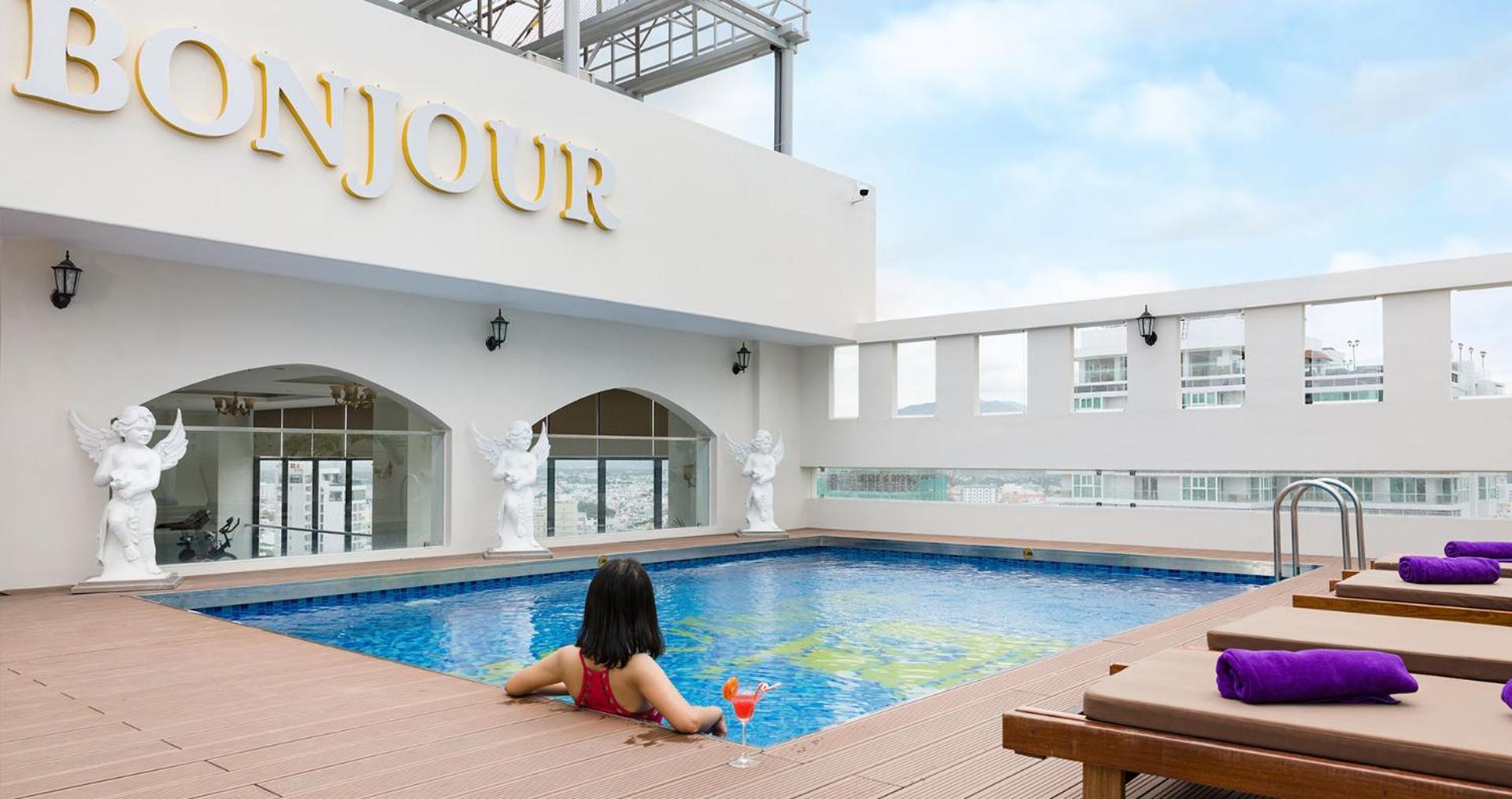 Khách sạn Bonjour