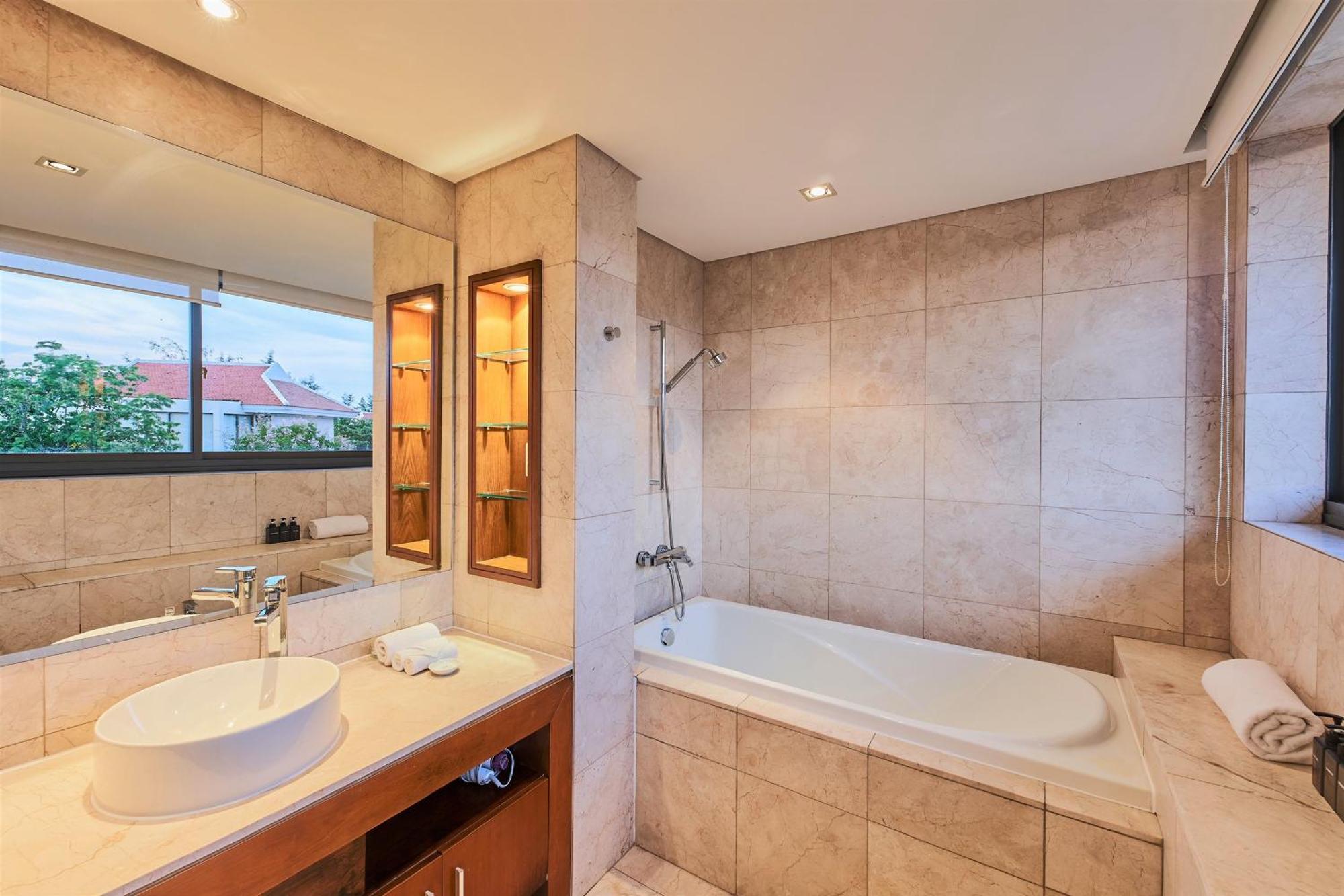 Deluxe By Danatrip Villa Da Nang
