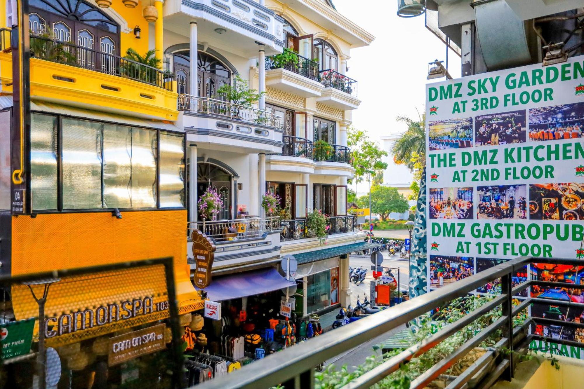 Hotel Dmz *