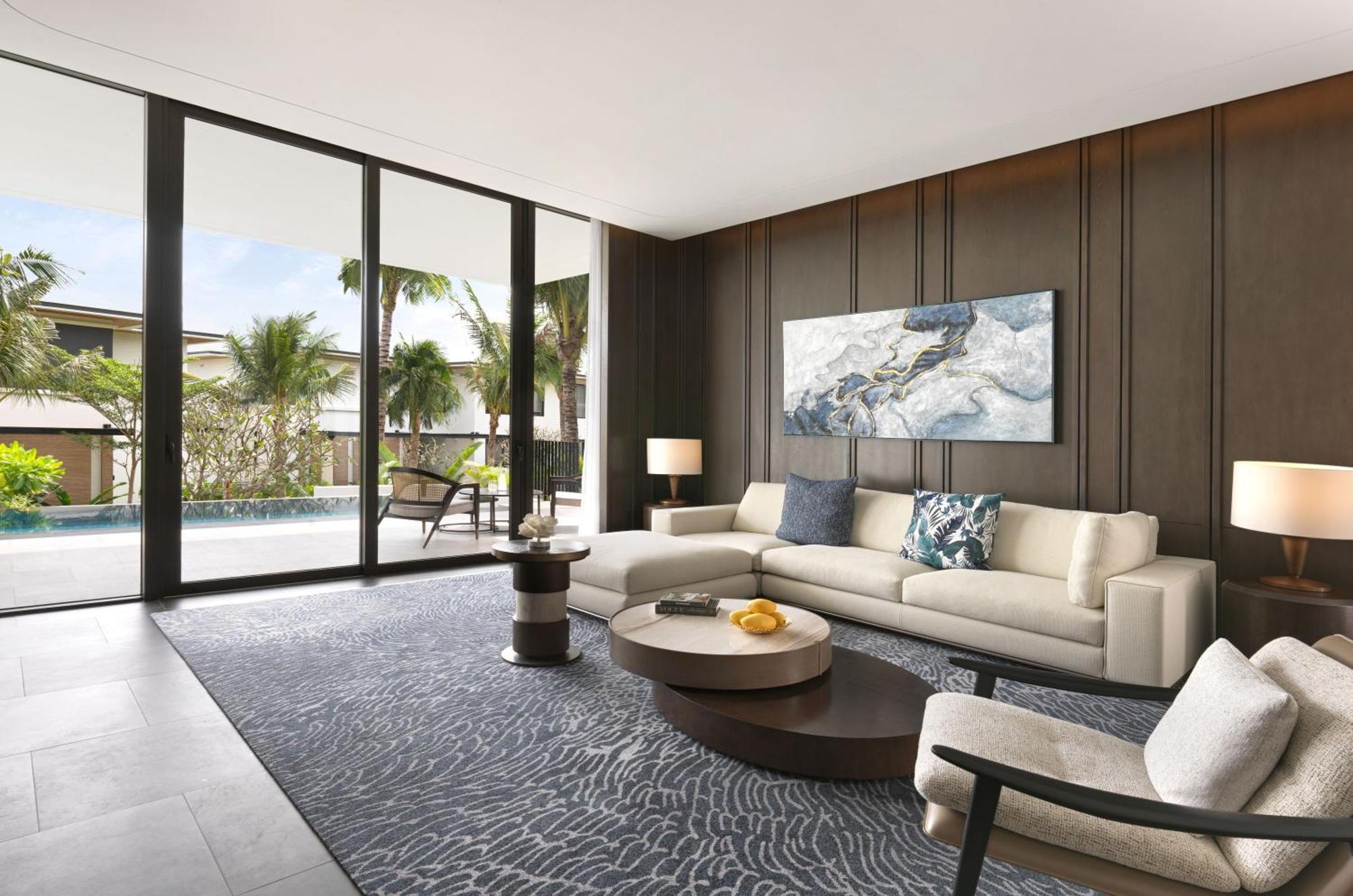Le Corail, A Gran Melia 5* Nha Trang