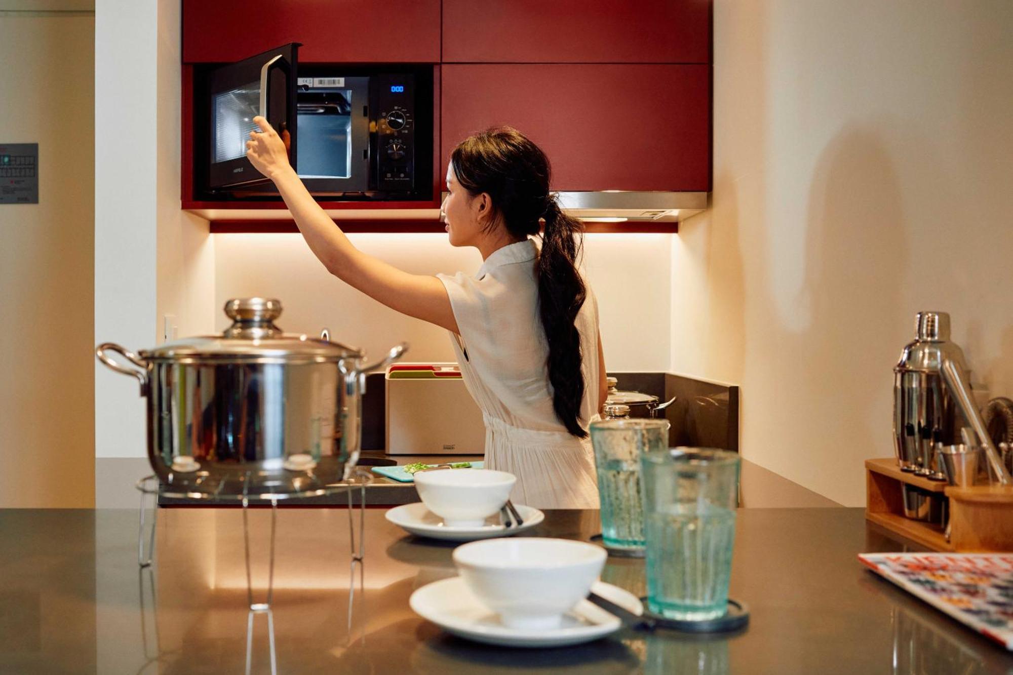 Khách sạn Wink - 24hrs & Rooftop Pool Bar 4*