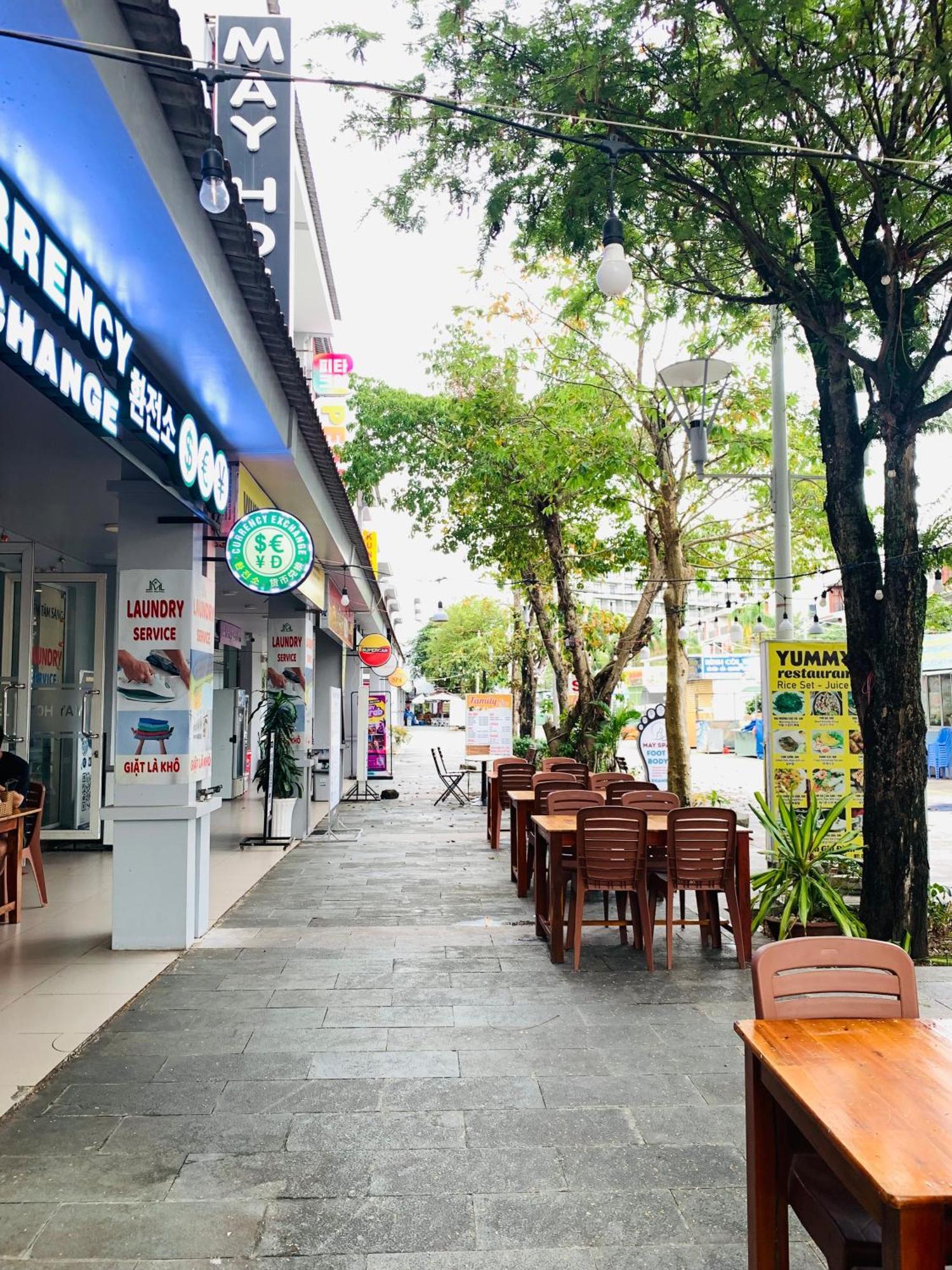 Night Market Hotel Phu Quoc