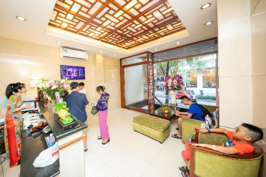 Hồng Hạc Khách sạn TP. Hồ Chí Minh