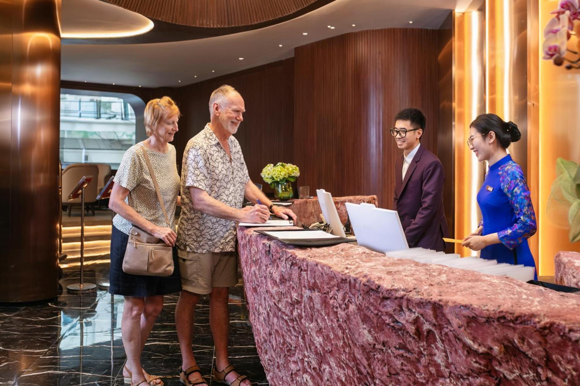 Hotel De Corner Hanoi