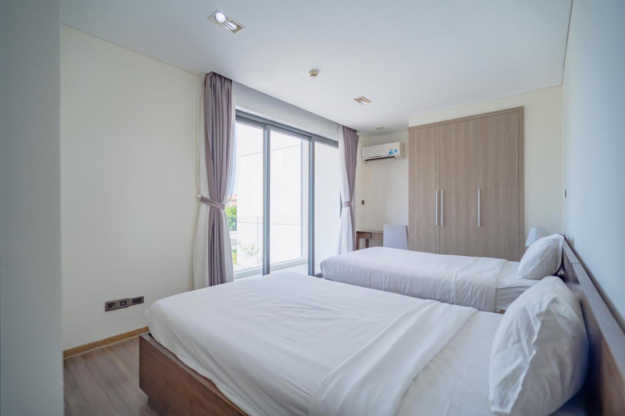 Clean & Quiet - The Point Biệt thự *