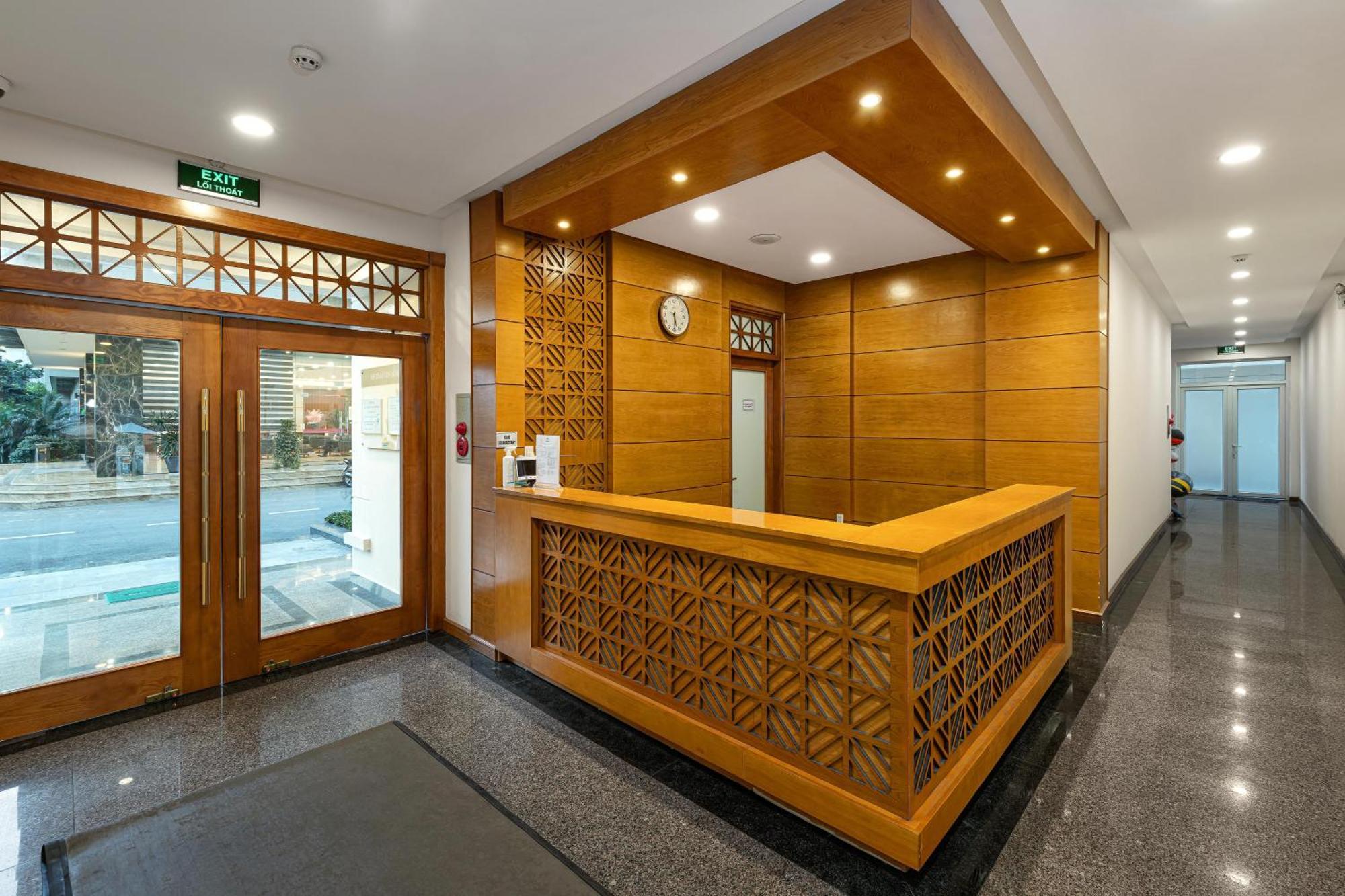 Sunflower International Village 3*