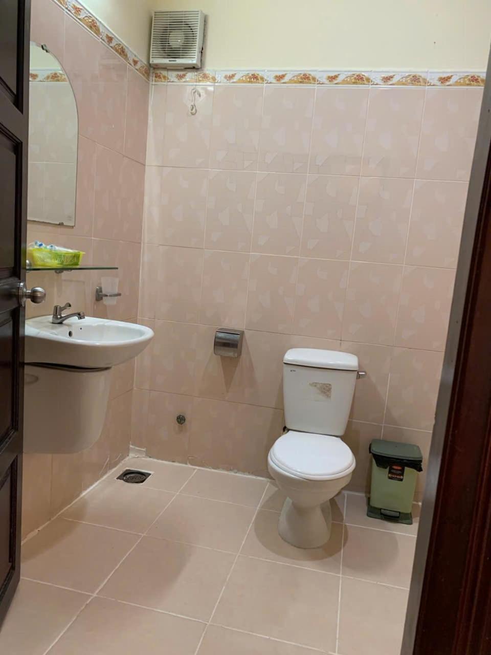 Hoang Yen Hotel *