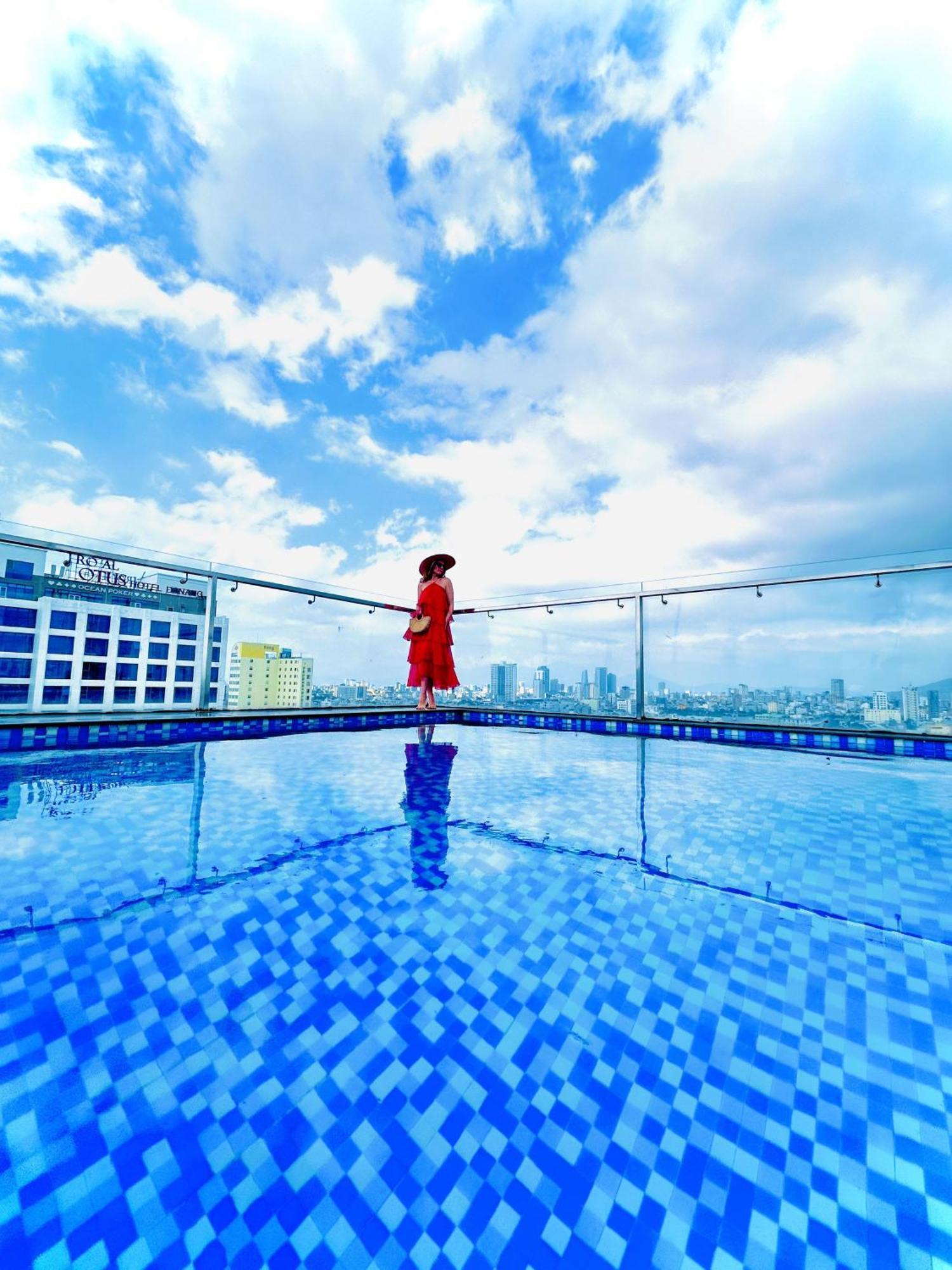 Ritzy Boutique Hotel 4*