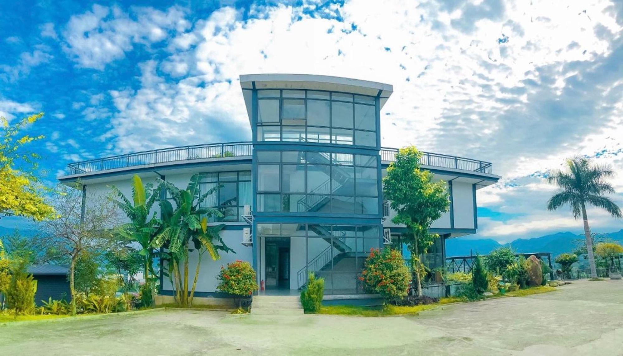 Hotel Dragonfly Nghia Lo - Free Sauna & Onsen 3*