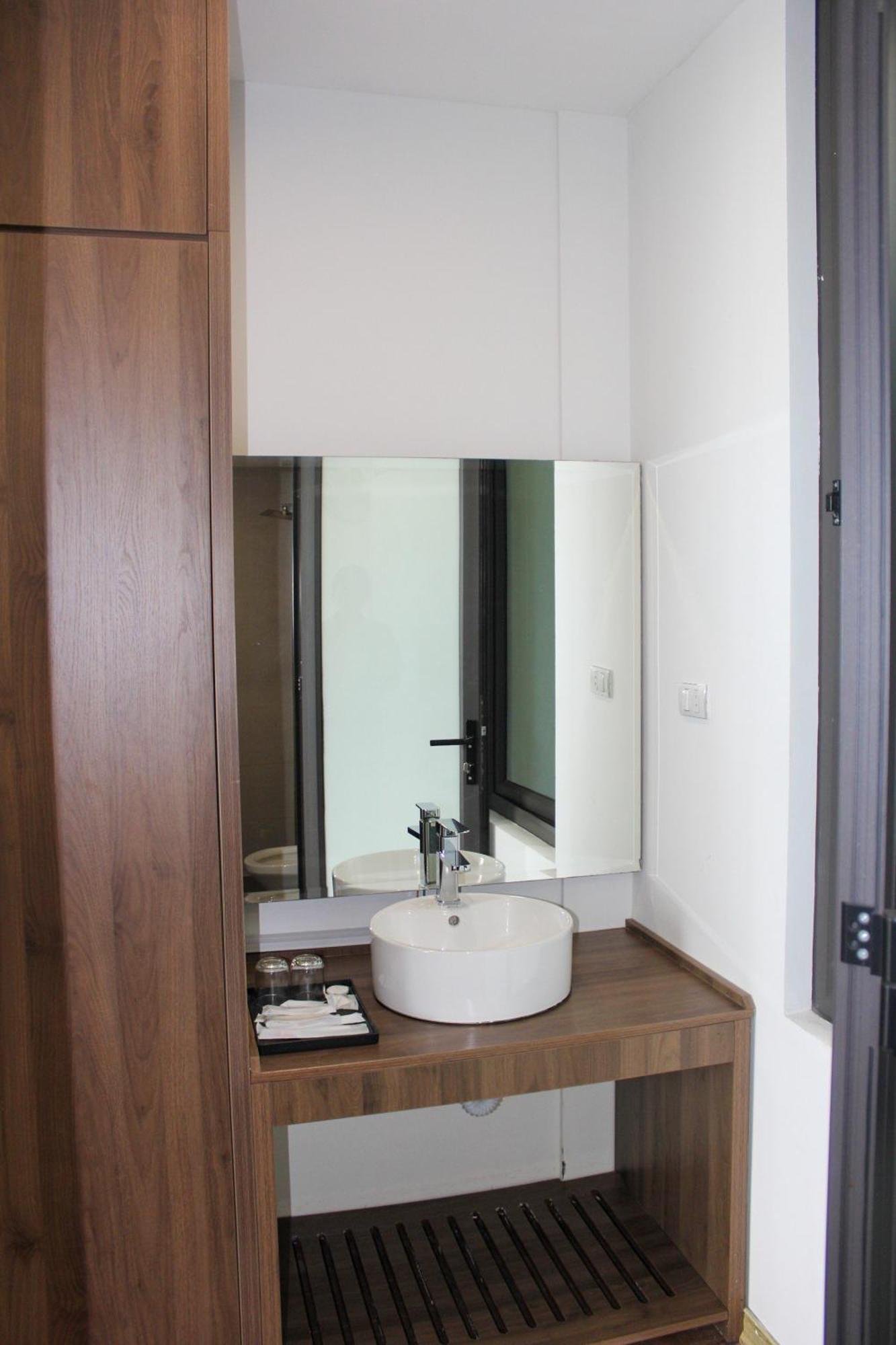 Dragonfly Nghia Lo - Free Sauna & Onsen Hotel 3*