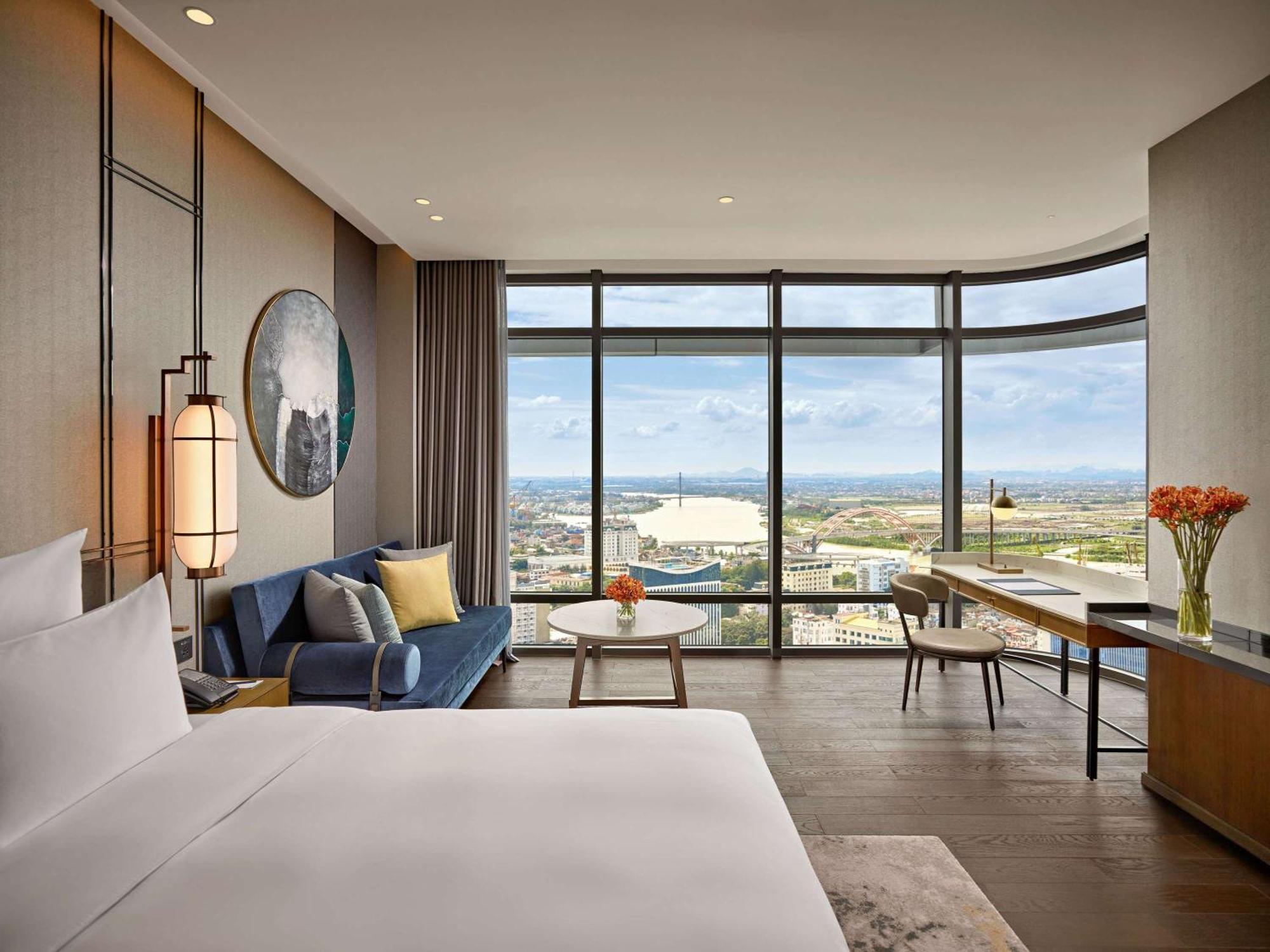 Hotel Pullman Phong Grand