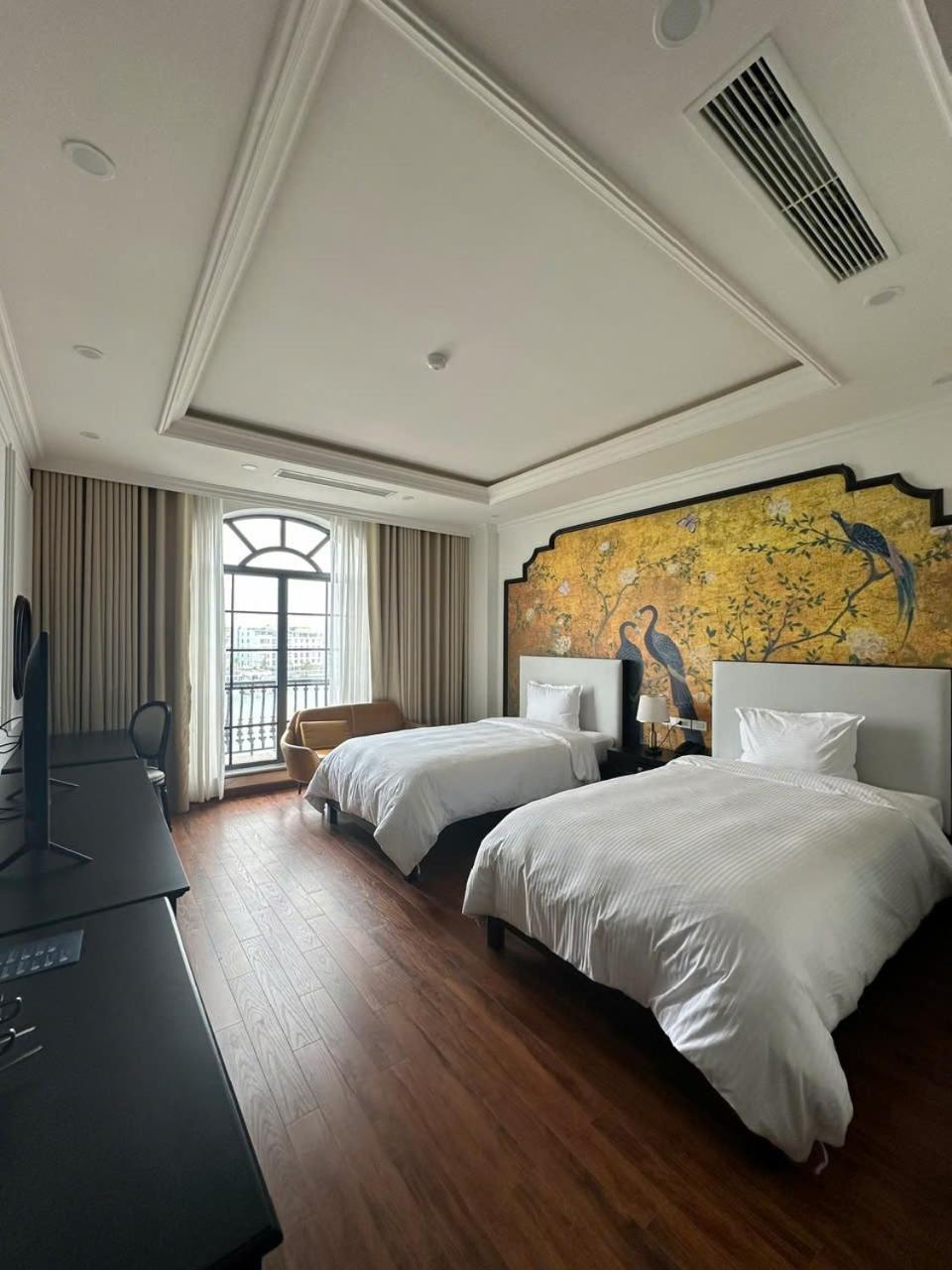 Union Inn+ 3* Ha Long