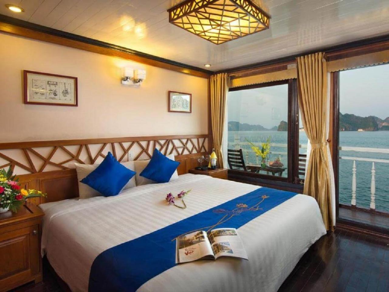  Halong Royal Boutique Cruises 3*