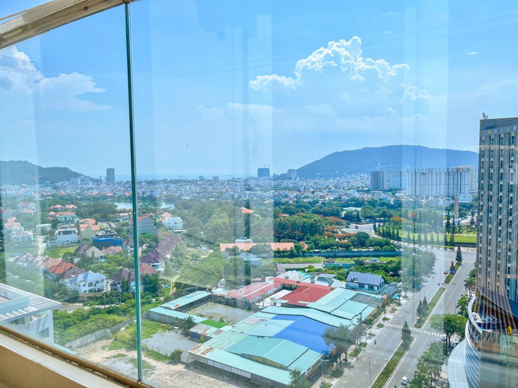 Mermaid Seaview - Khang 1 * Vung Tau