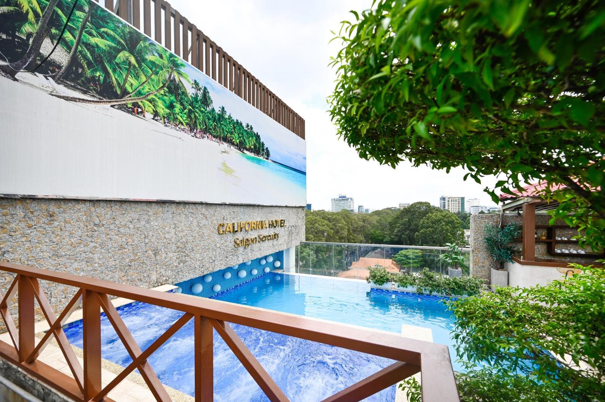 California Saigon & Rooftop Pool Ho Chi Minh City