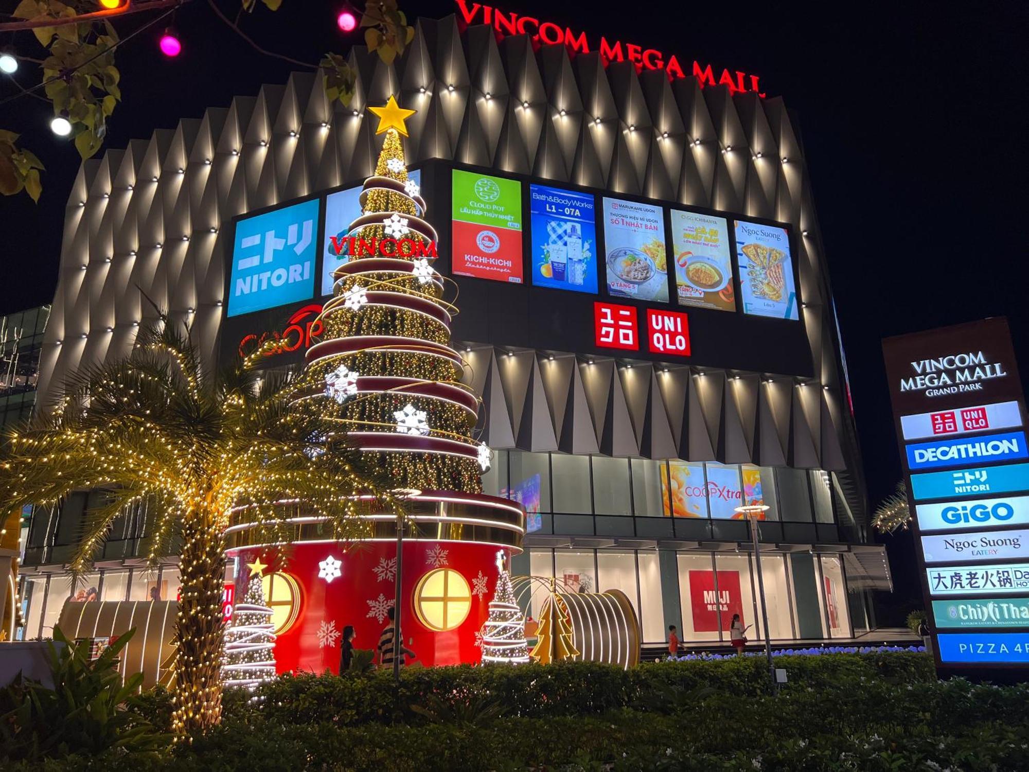 Vinhome Grand Park House-romantic Go Cong