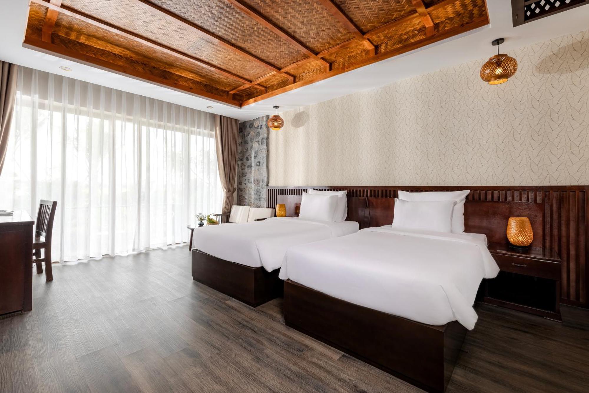 Athena Premier Resort *