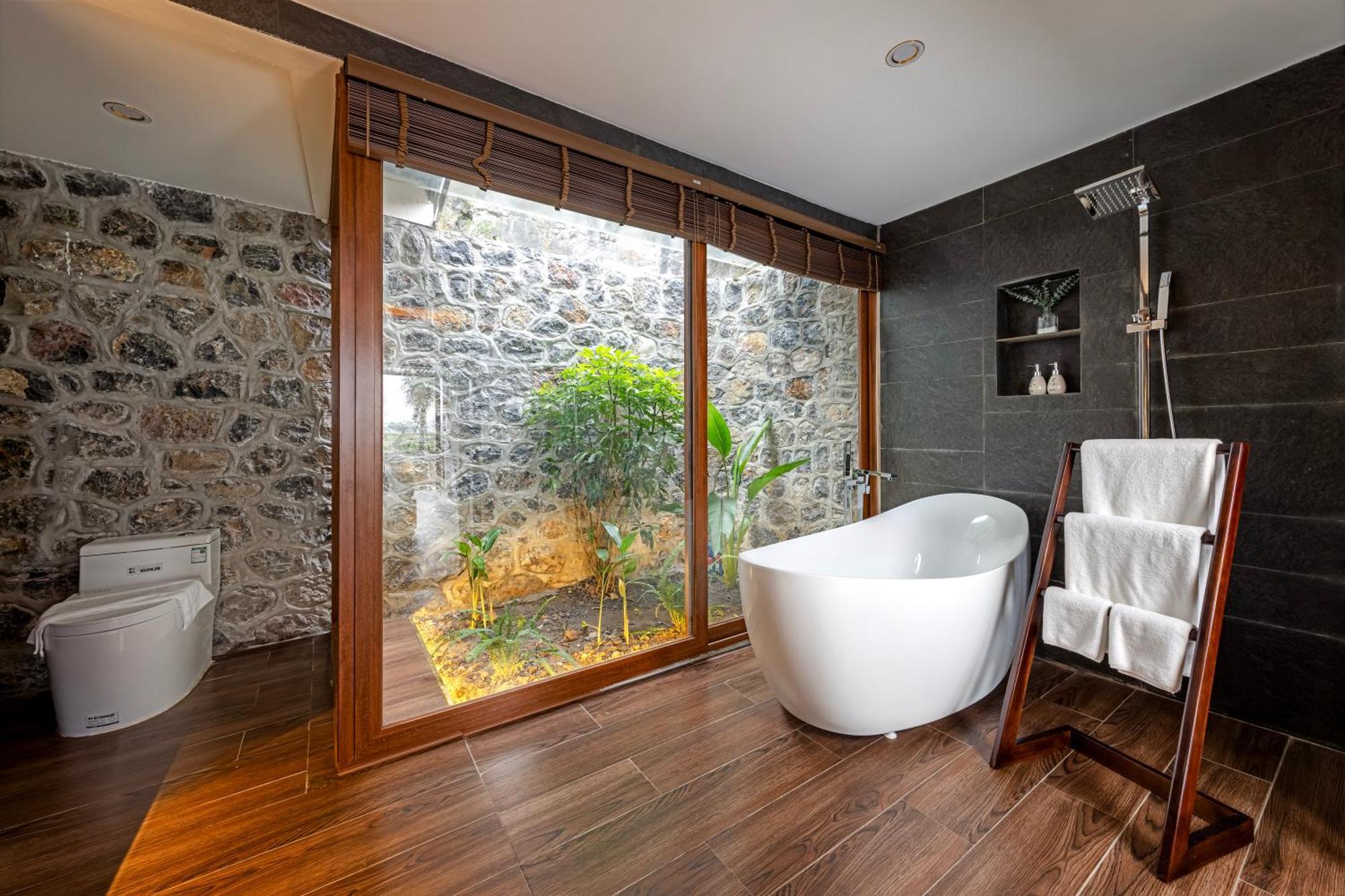 Athena Premier Resort Ninh Binh