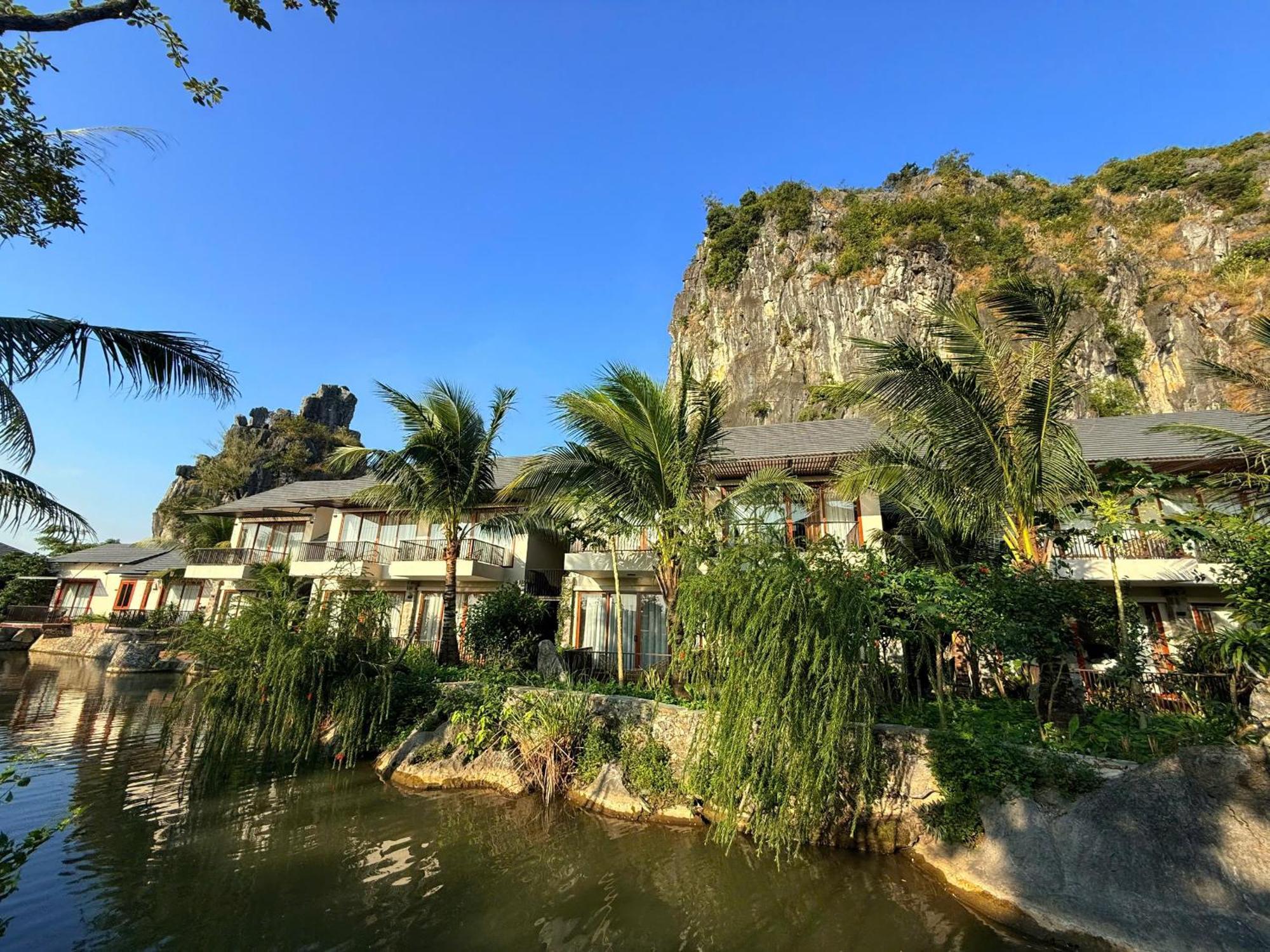 Resort Athena Premier Ninh Binh