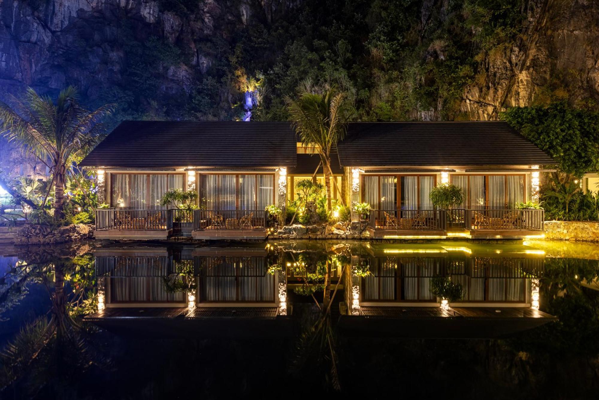Athena Premier Resort *