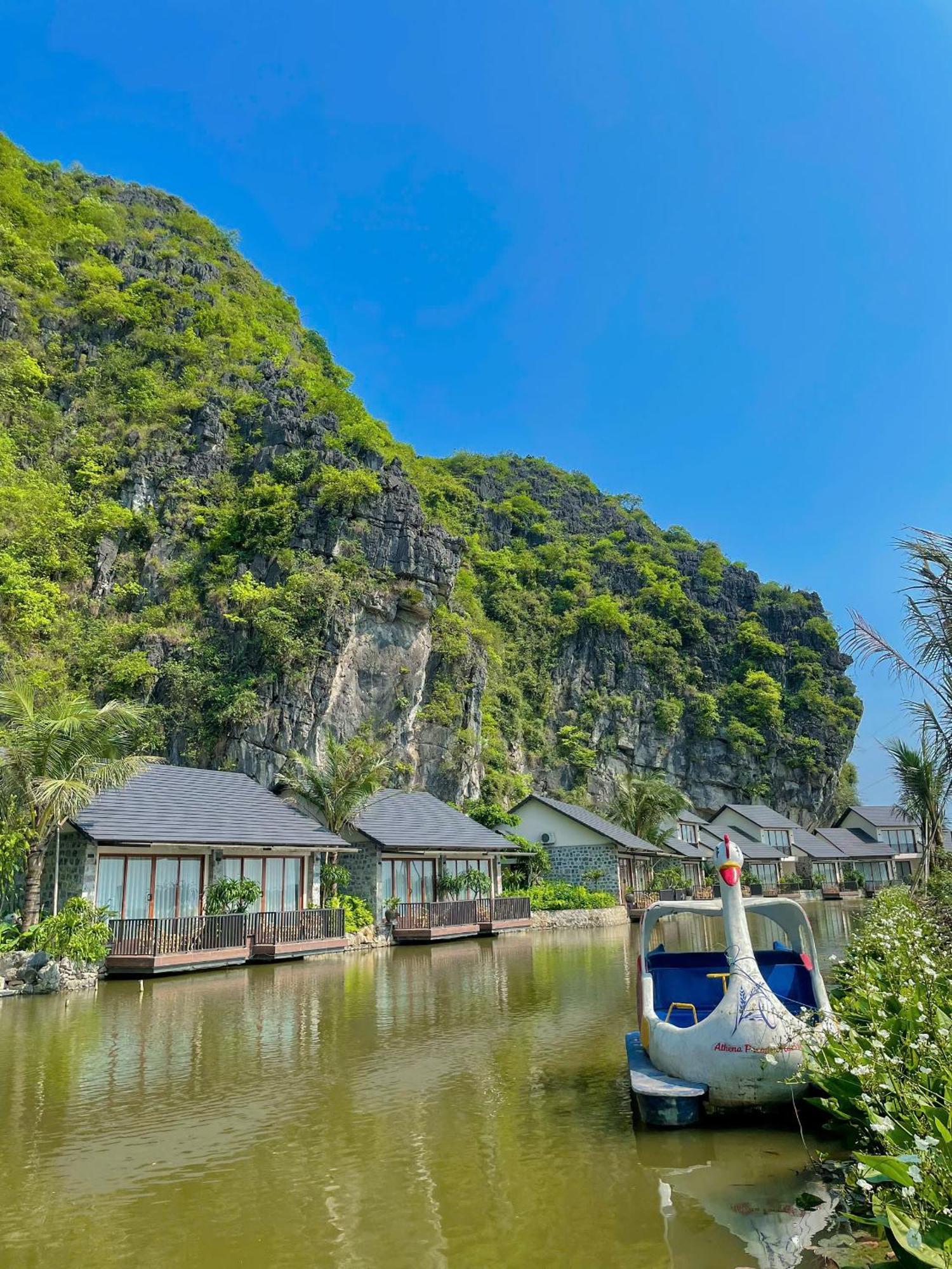 Resort Athena Premier