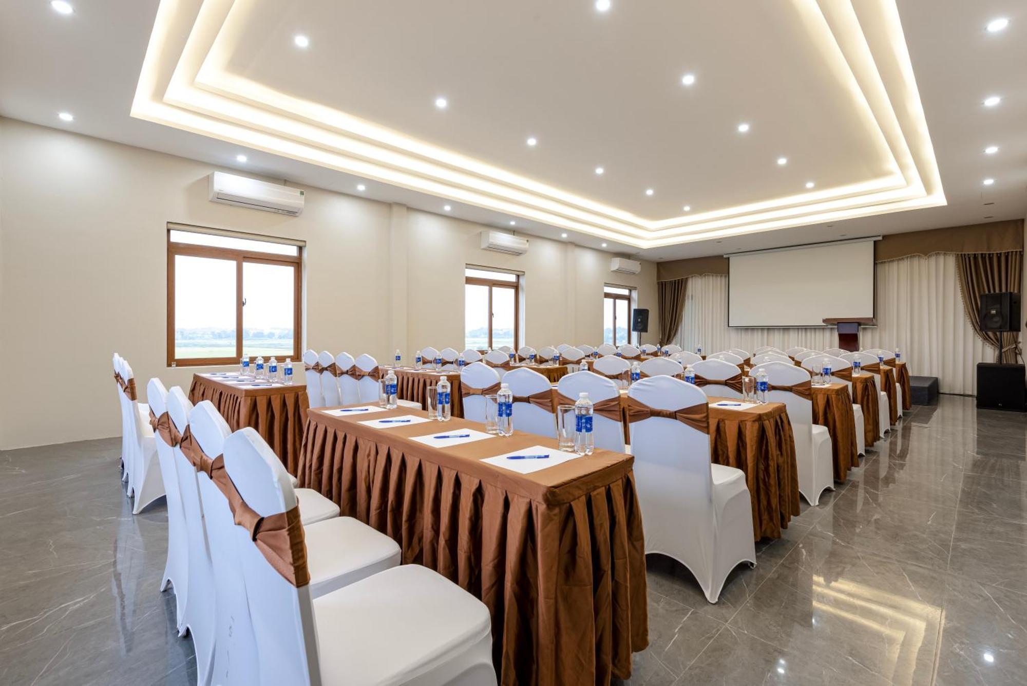 Resort Athena Premier Ninh Binh