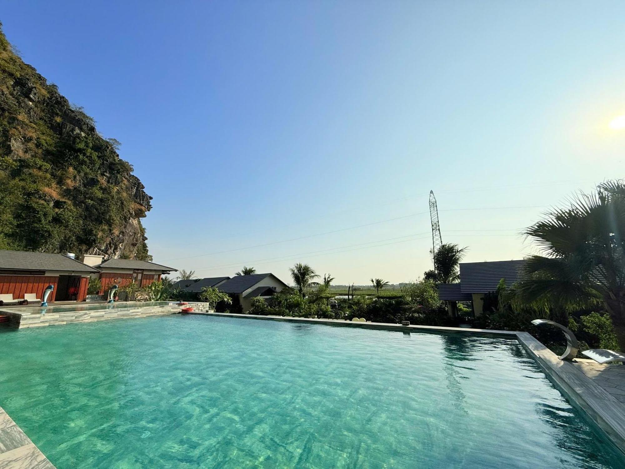 Athena Premier Resort *