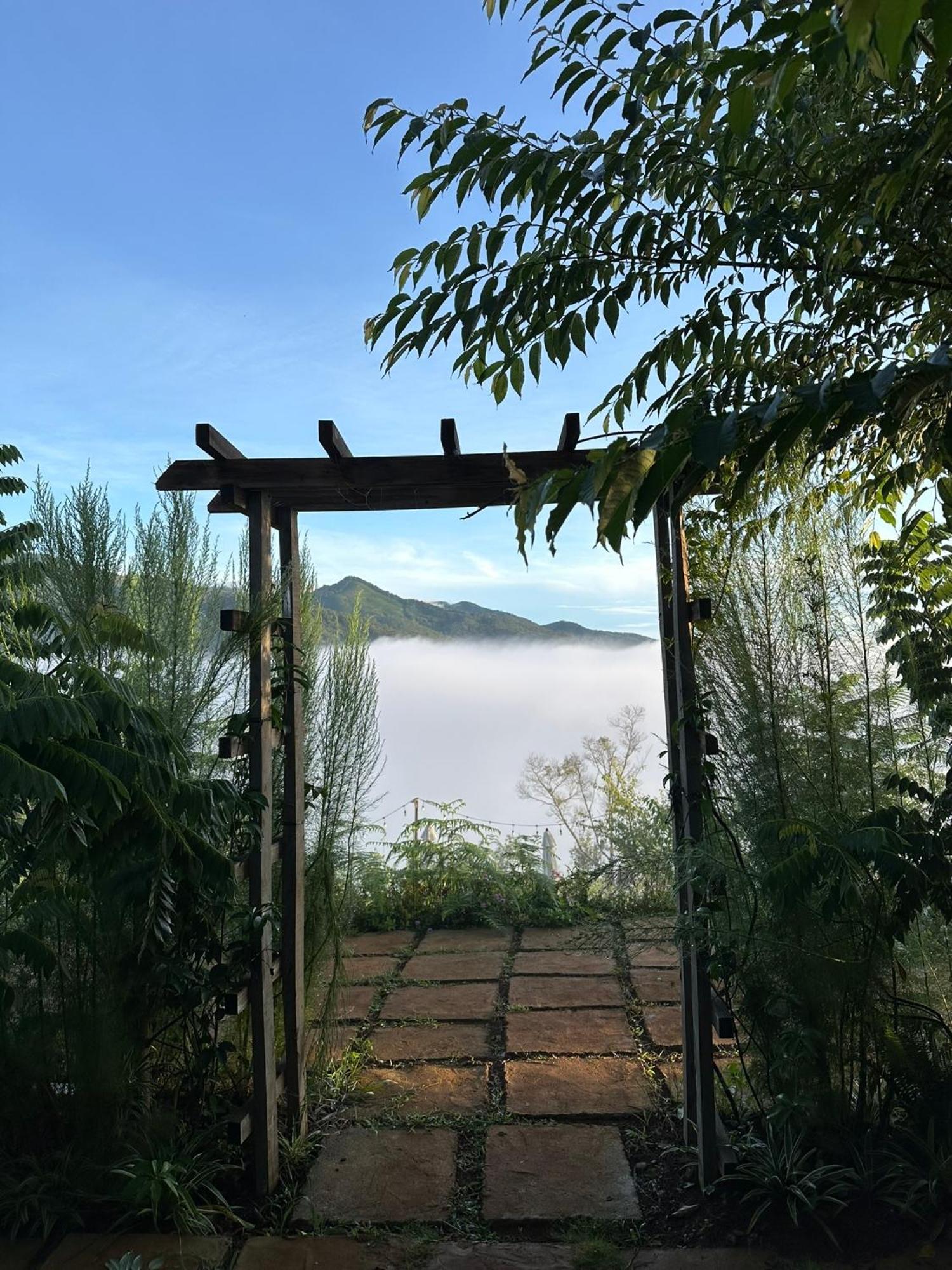 Topview Mang Den Hotel