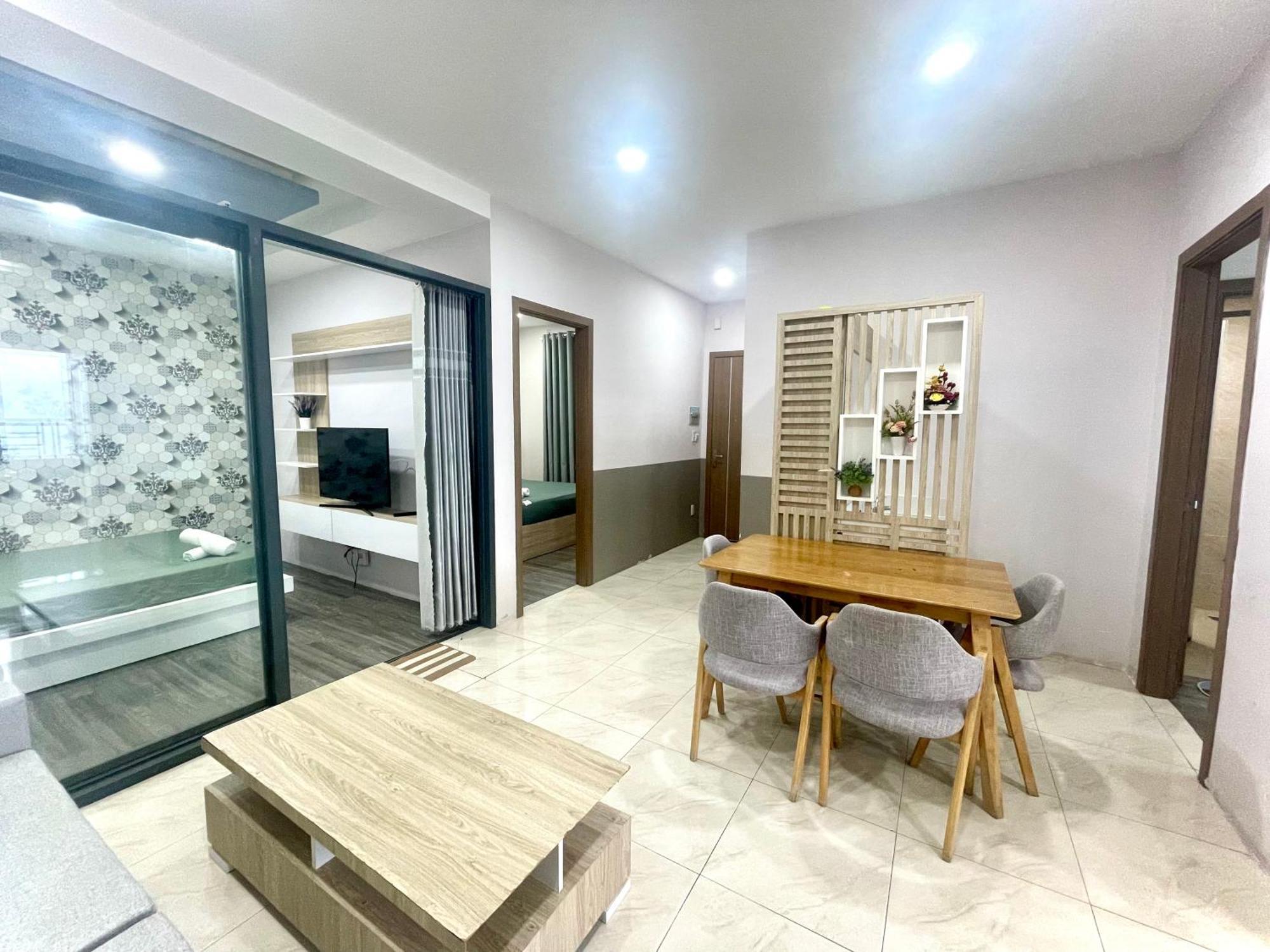 Apartment Beachfront Luxury - *
